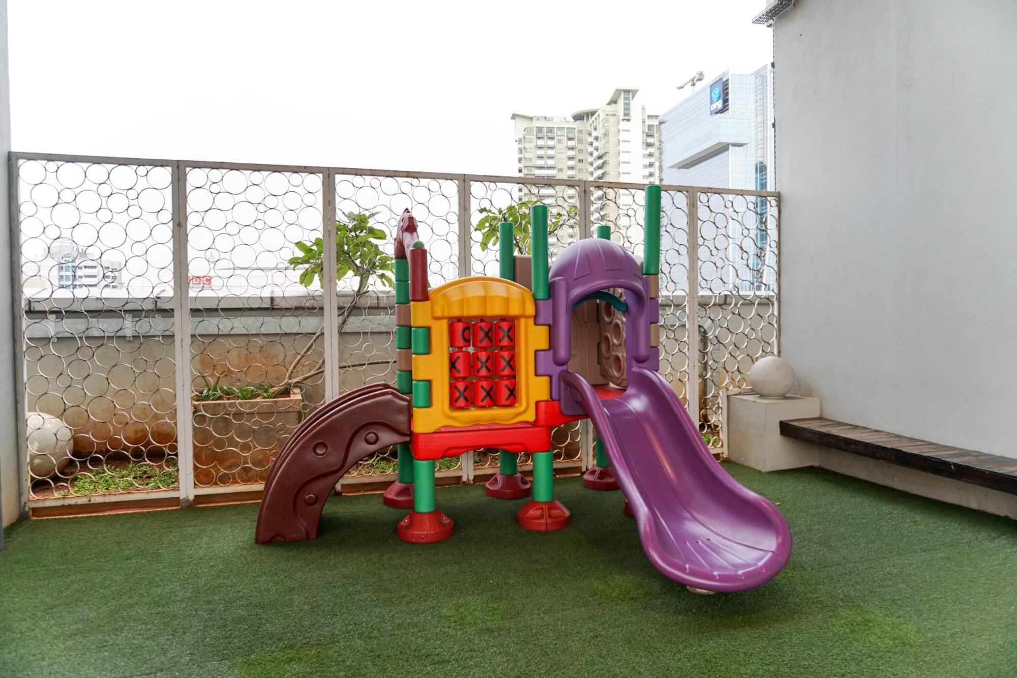 Apartment Homey And Minimalist At Gp Plaza By Travelio Jakarta