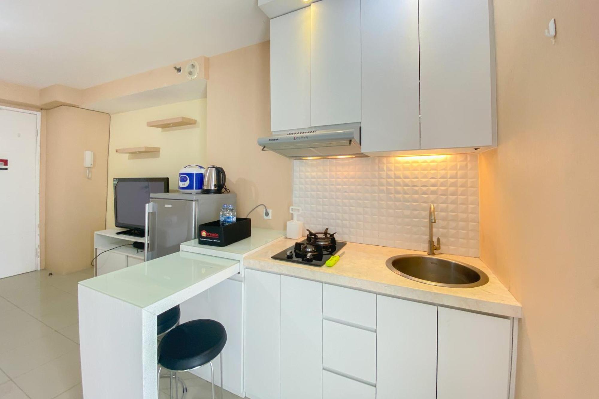 Cozy At 30th Floor Bassura By Travelio