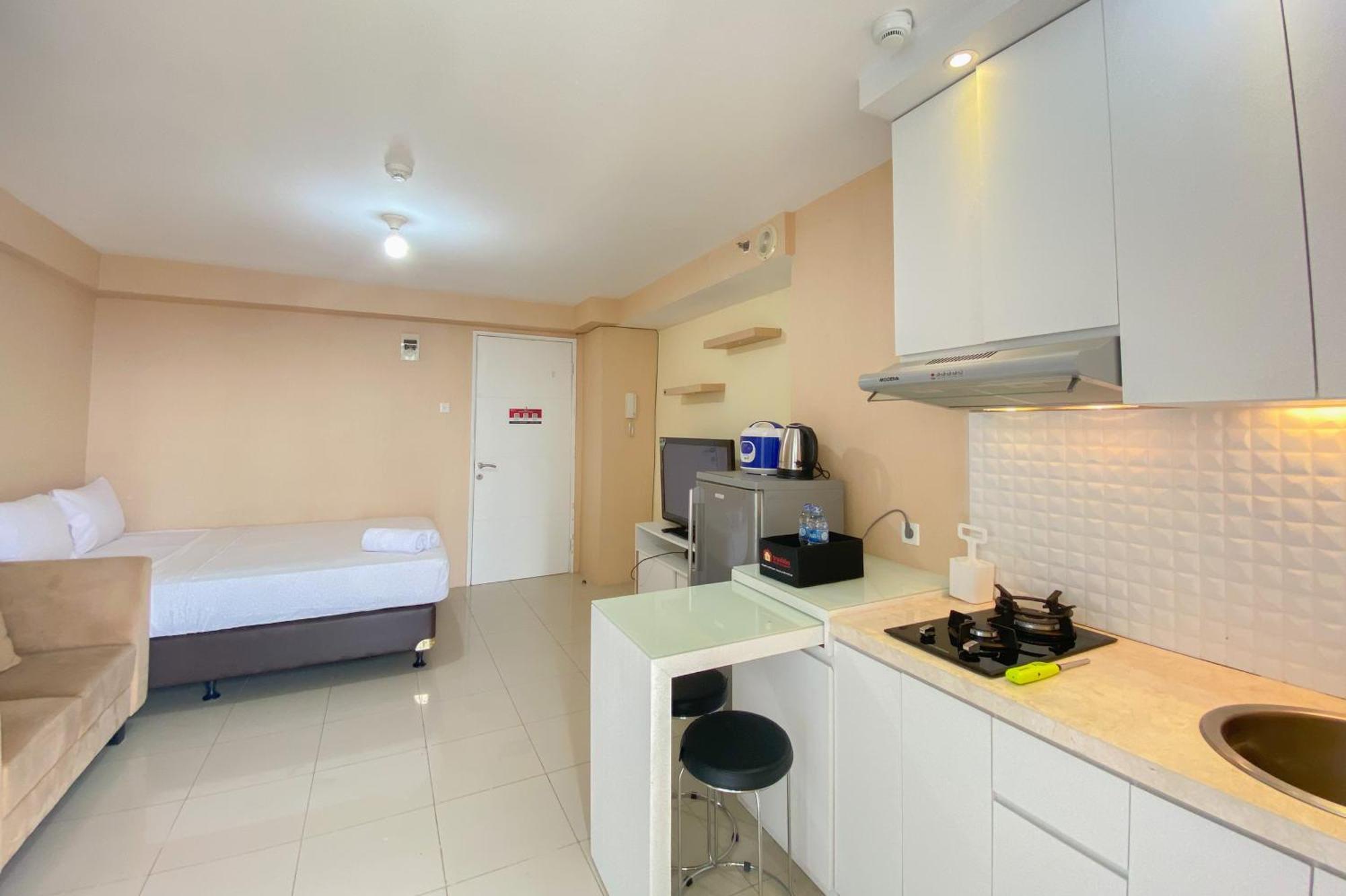 Cozy At 30th Floor Bassura By Travelio