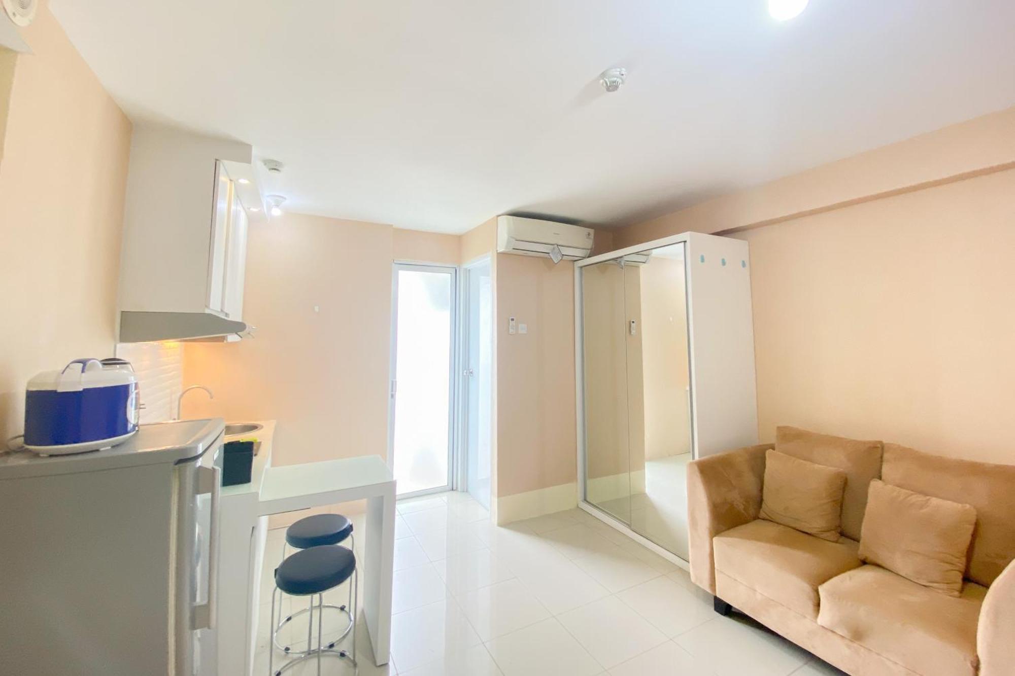 Cozy At 30th Floor Bassura By Travelio Apartment Jakarta