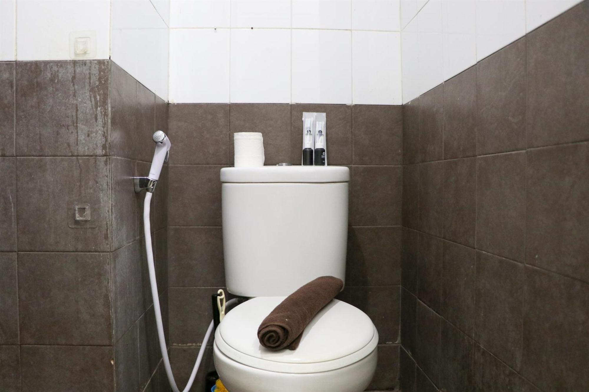 Well Design 2br At Pramuka By Travelio