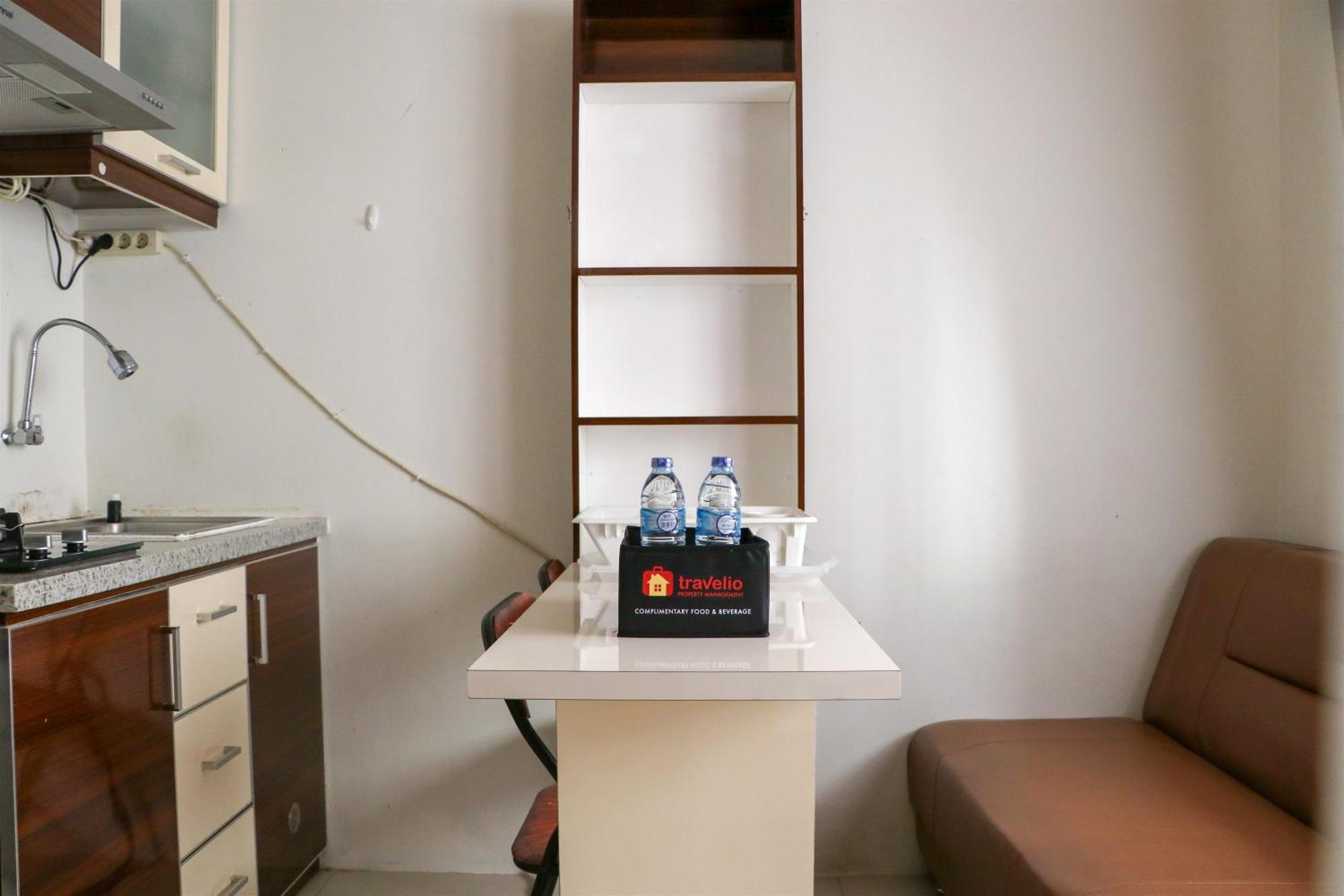 Well Design 2br At Pramuka By Travelio Apartment