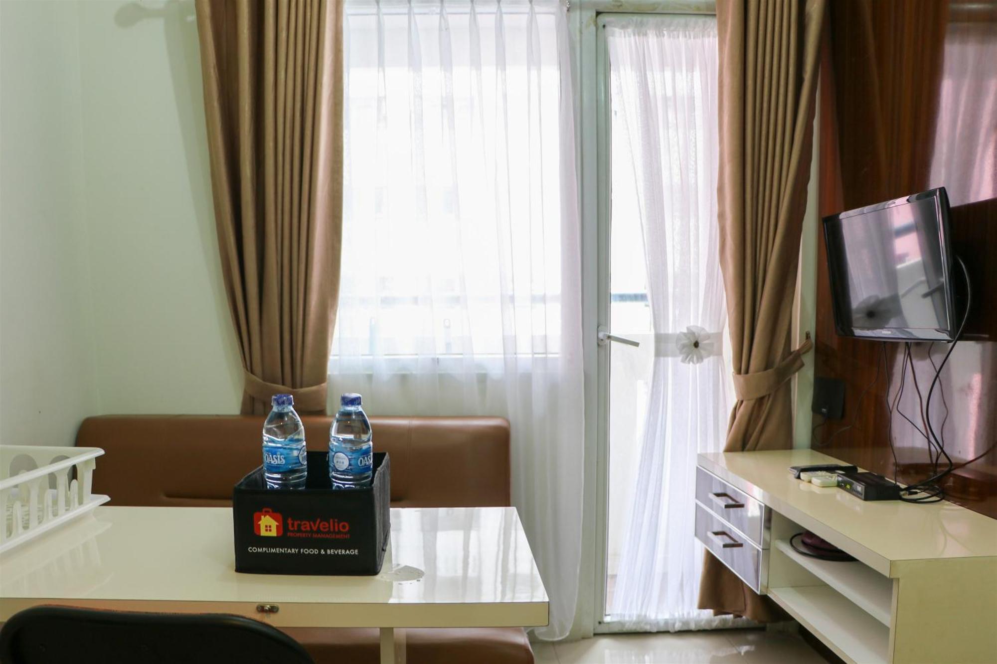 Apartment Well Design 2br At Pramuka By Travelio Jakarta