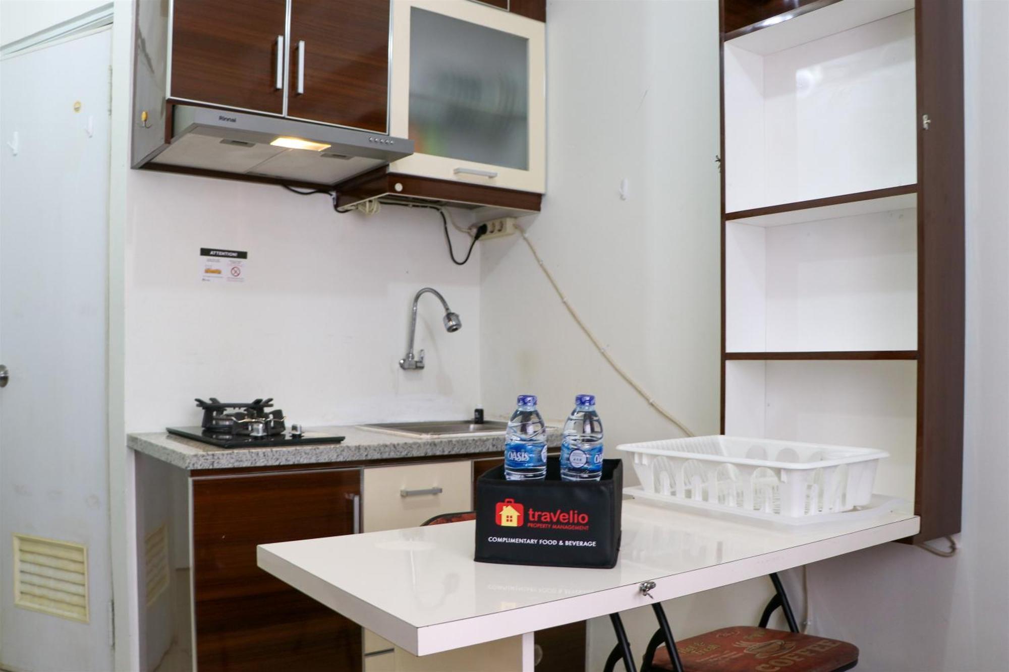 Apartment Well Design 2br At Pramuka By Travelio