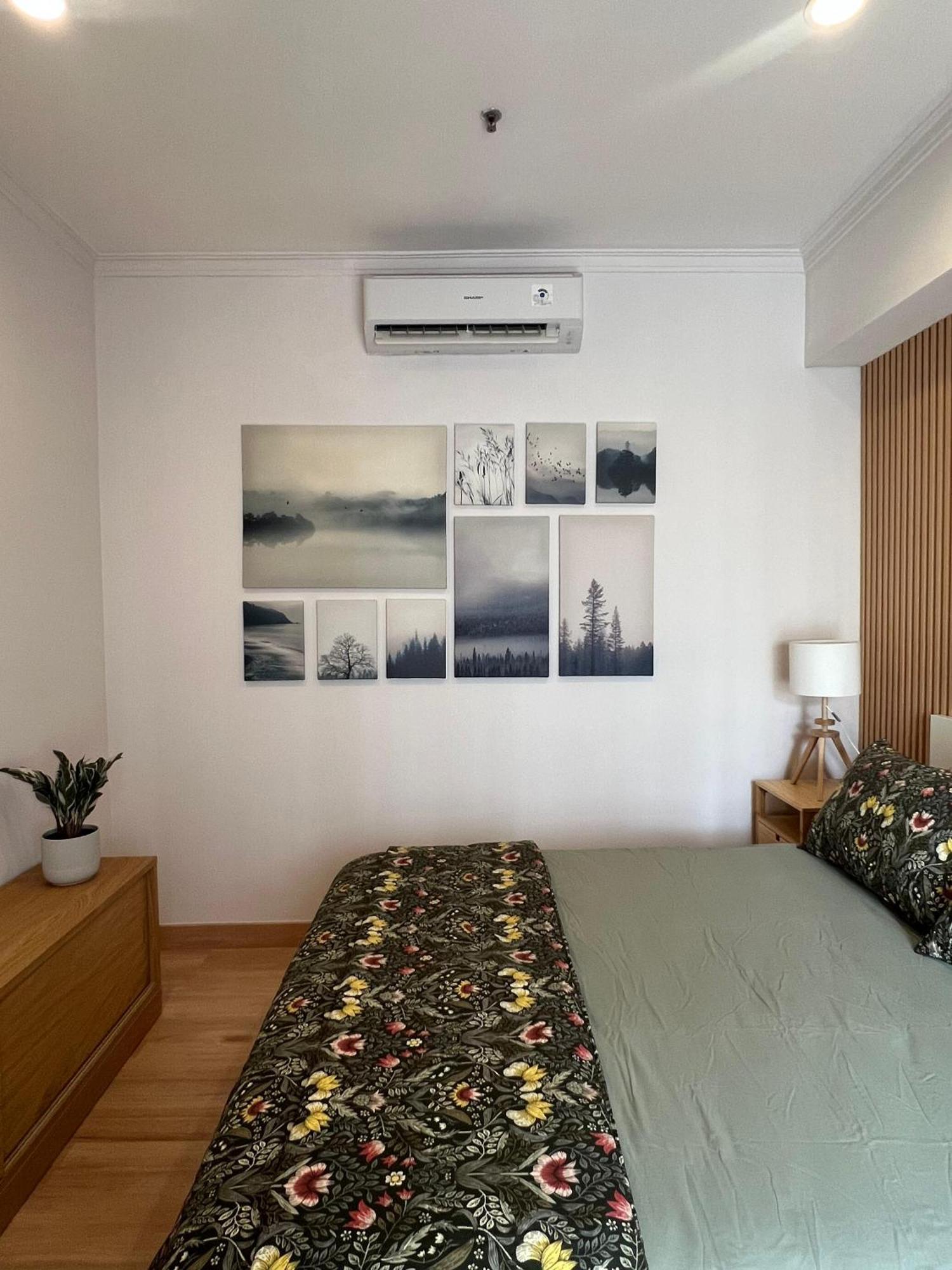Royal Deluxe & Private - West Apartment Jakarta