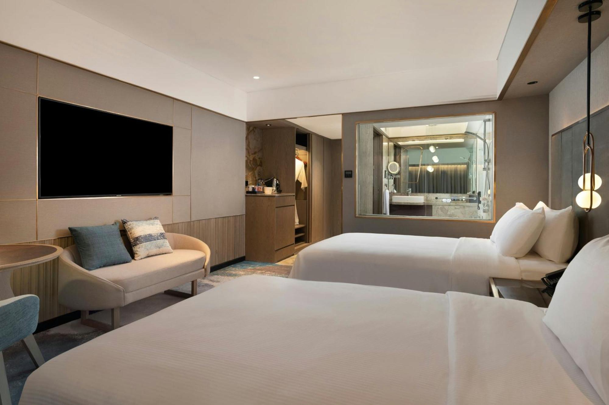 Sari Pacific Jakarta, Autograph Collection Hotel 5*