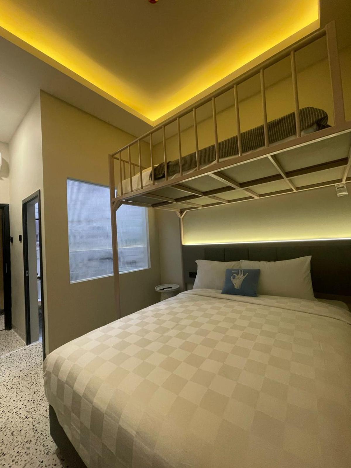 Hotel With Ok