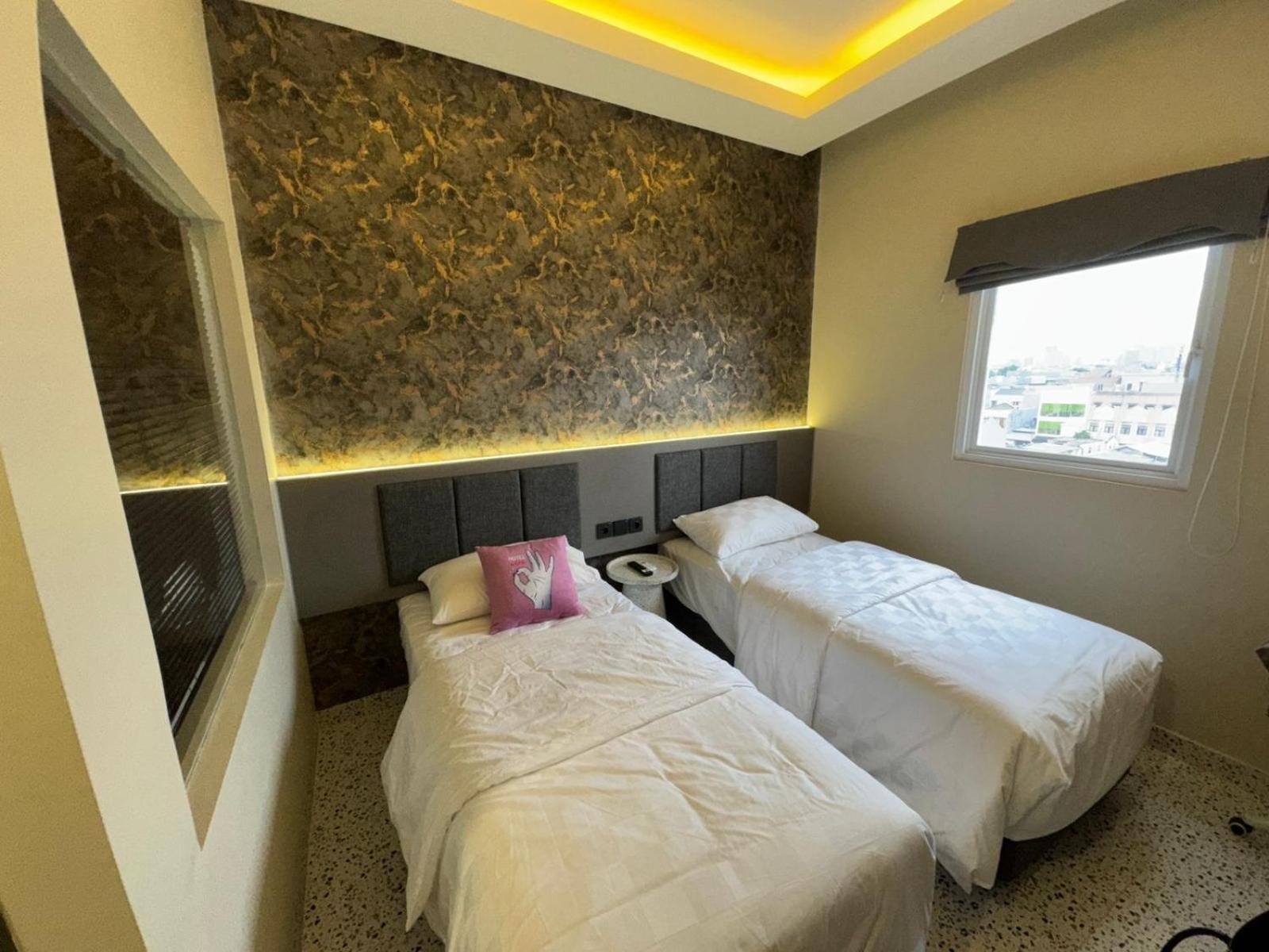 Hotel With Ok Jakarta