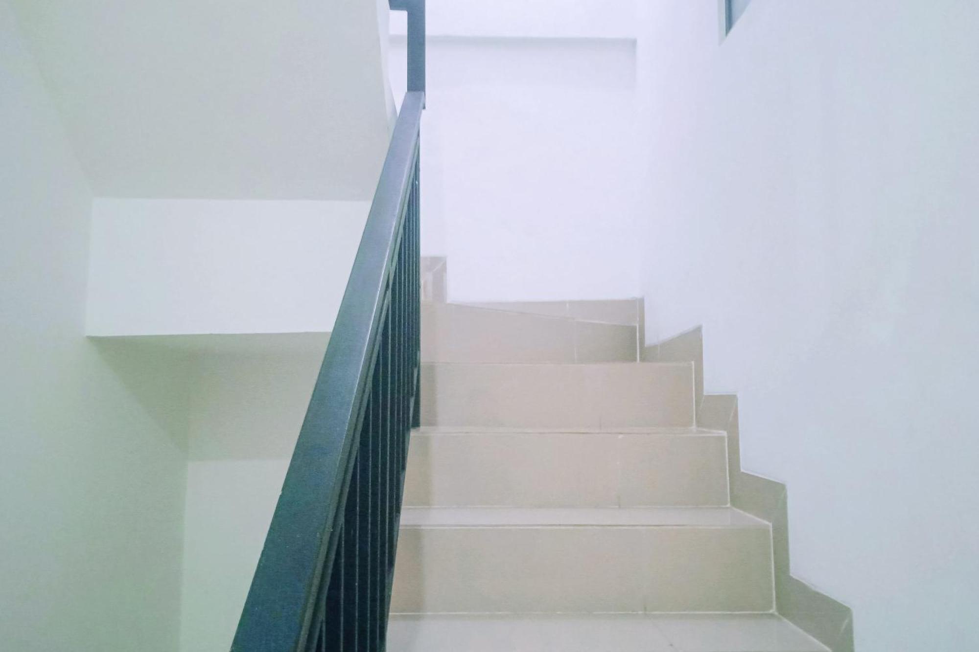 Jj House Mitra Reddoorz