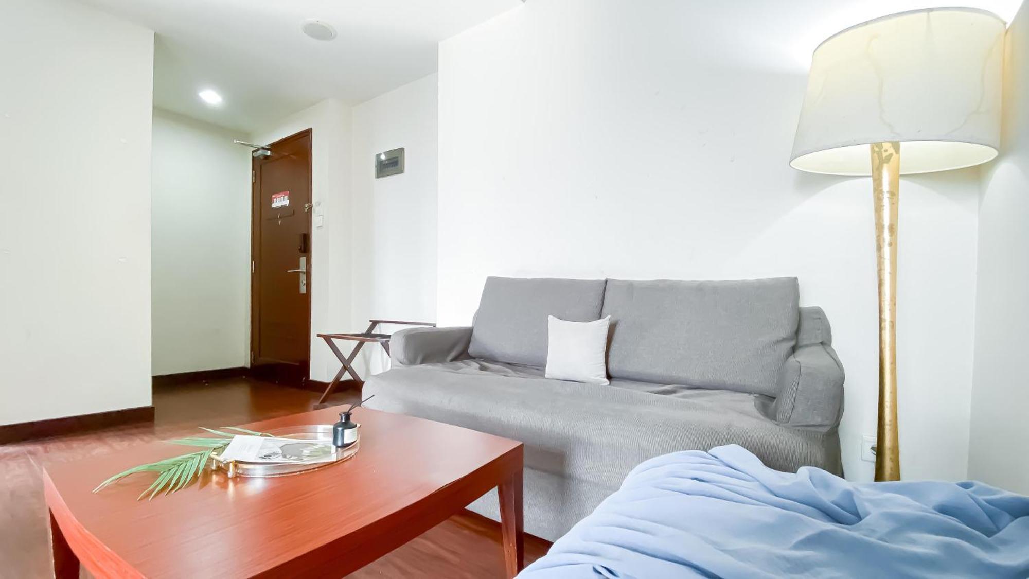 Apartment 1br Queen Bed At Marina Ancol Near Dufan By Travelio Jakarta