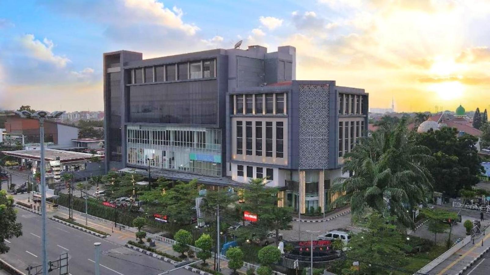 Luxury Arion Hotel Jakarta