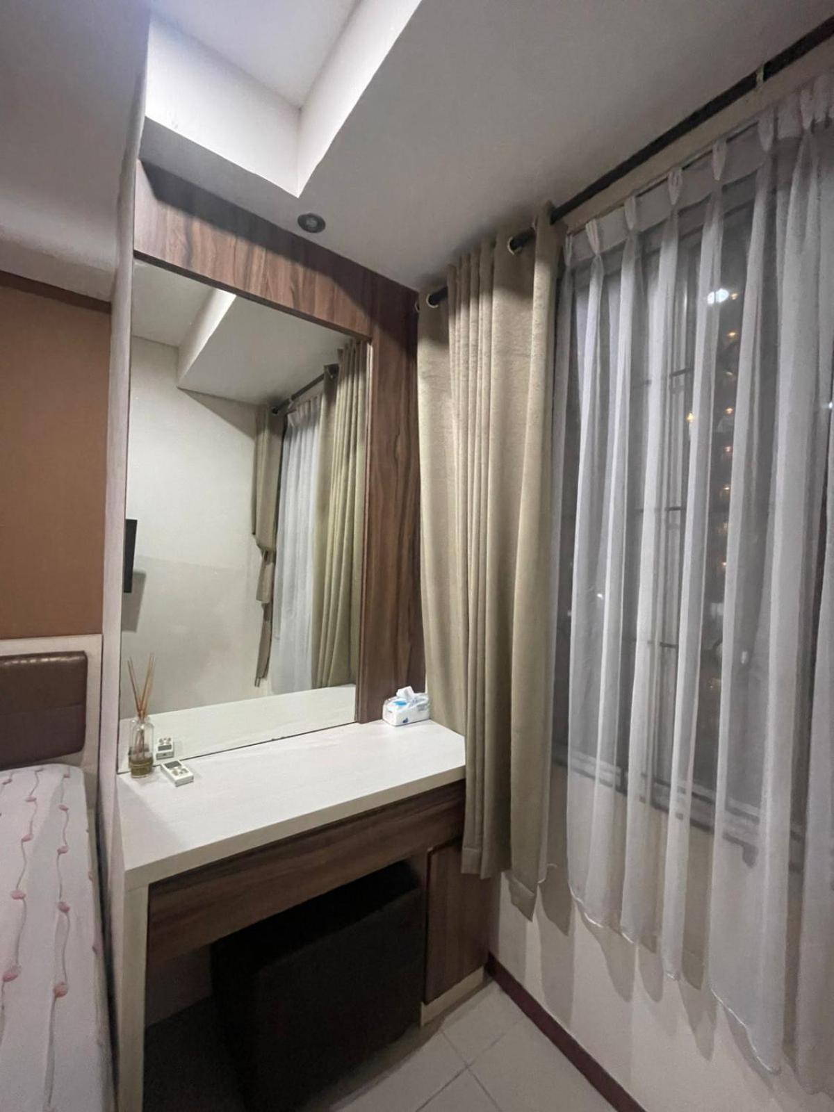 1br Thamrin Executive With Netflix, Rooftop Pool, Jacuzzi, Sauna, Gym, 5mins Walk To Grand Indonesia Jakarta