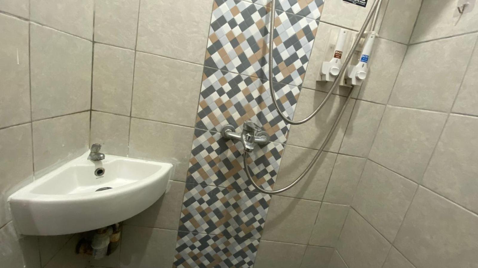 Dyaza Lv Grogol
