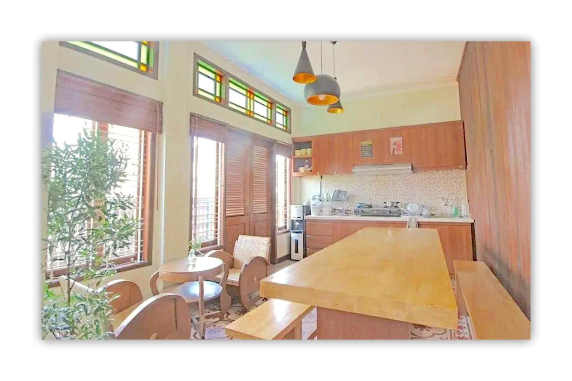 Makati Depok Hotel