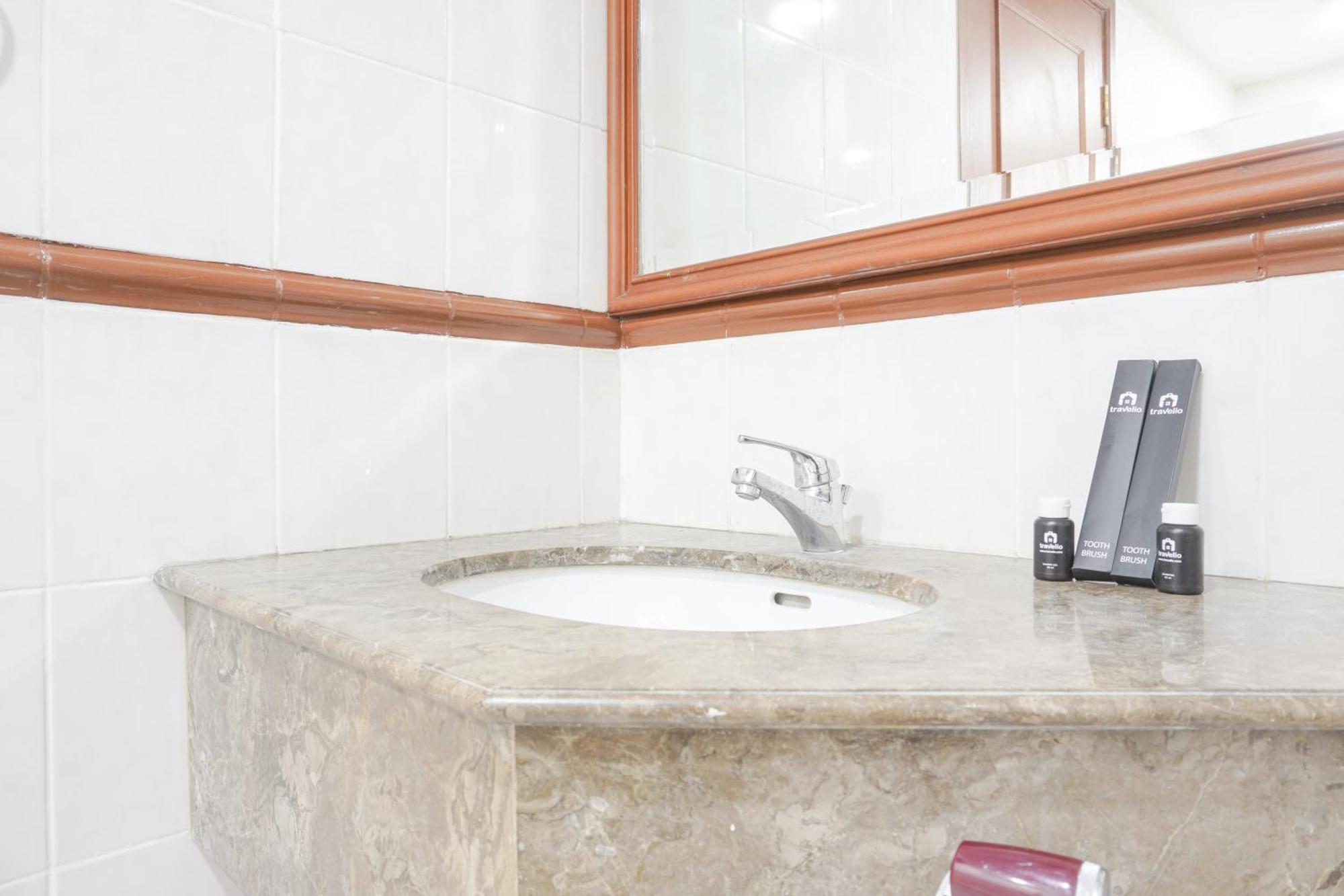 Elegant And Homey 2br At Puri Casablanca By Travelio *