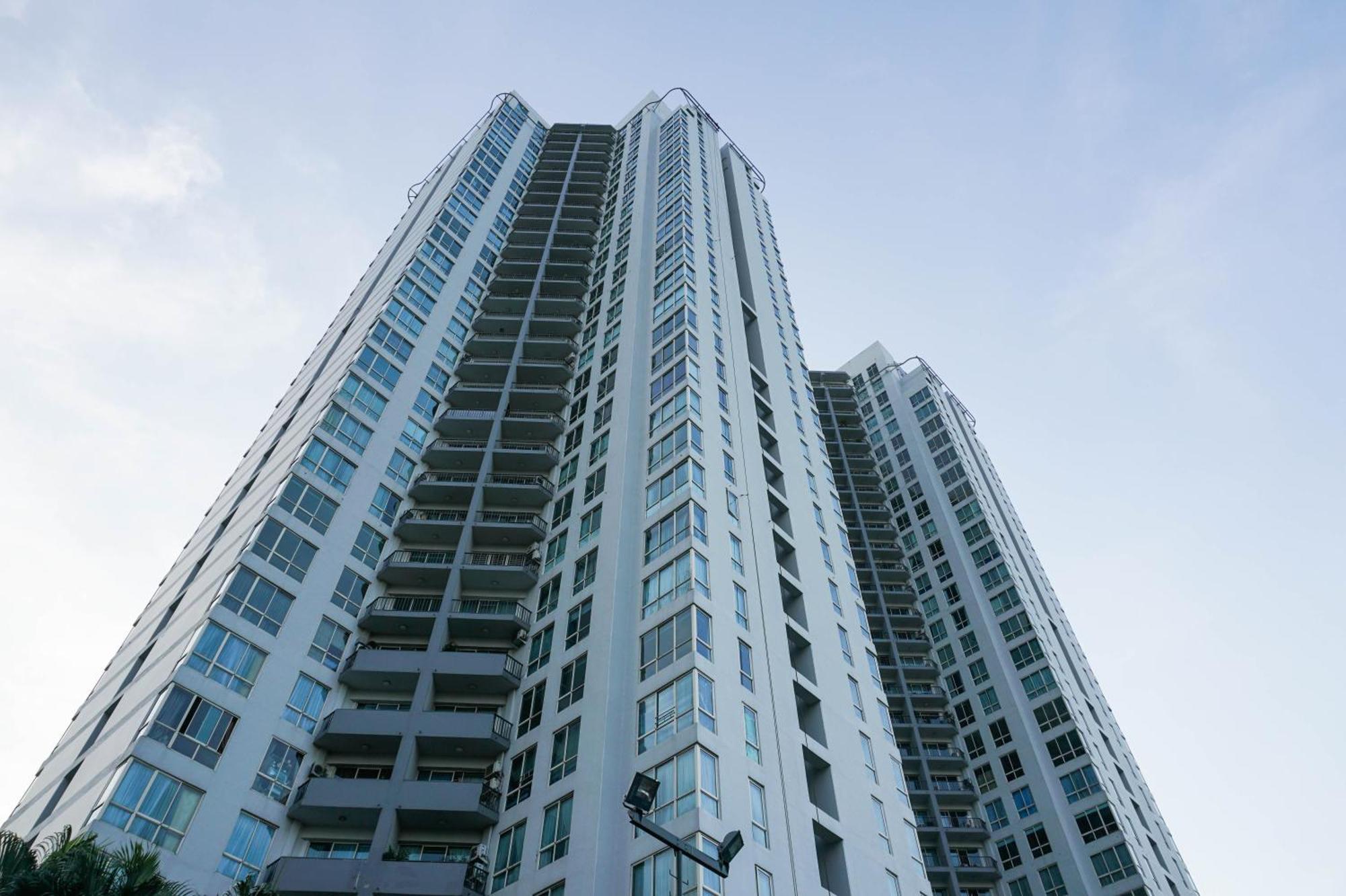 Elegant And Homey 2br At Puri Casablanca By Travelio Jakarta