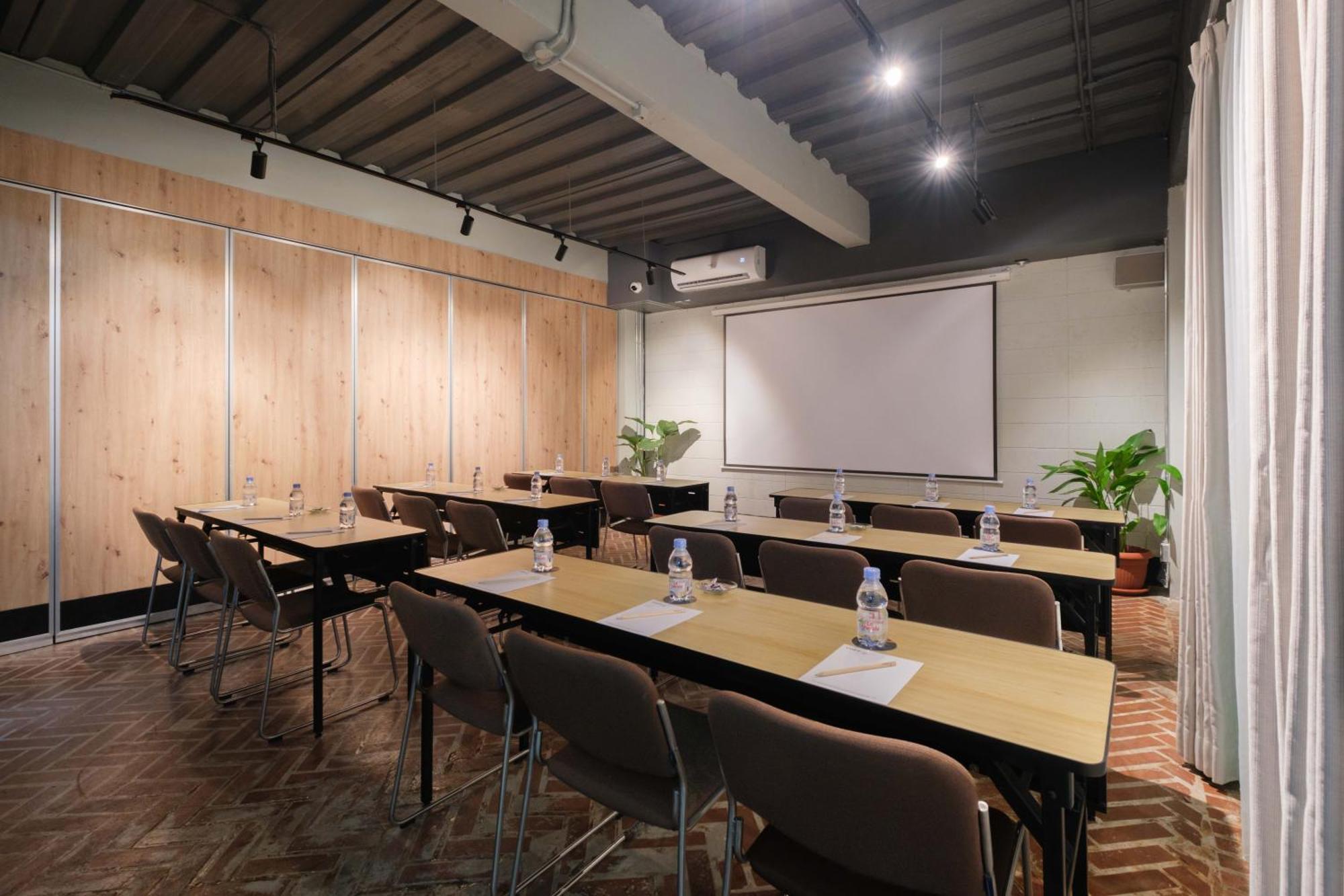 Hotel Teduh Simatupang 3*