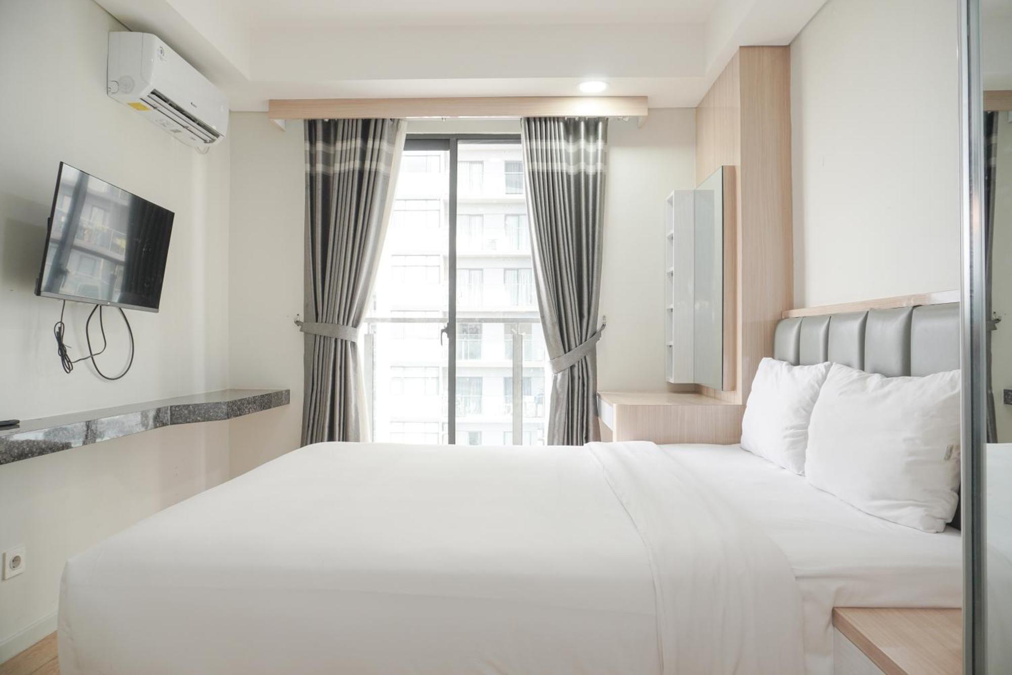 Apartment Elegant And Comfy 3br Daan Mogot By Travelio
