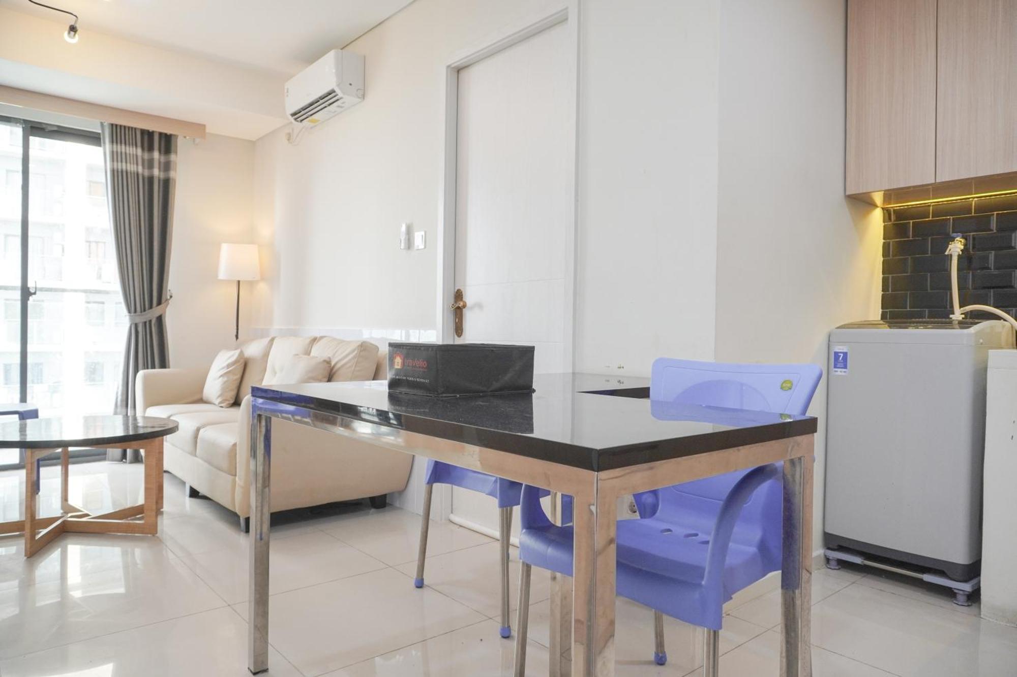 Elegant And Comfy 3br Daan Mogot By Travelio