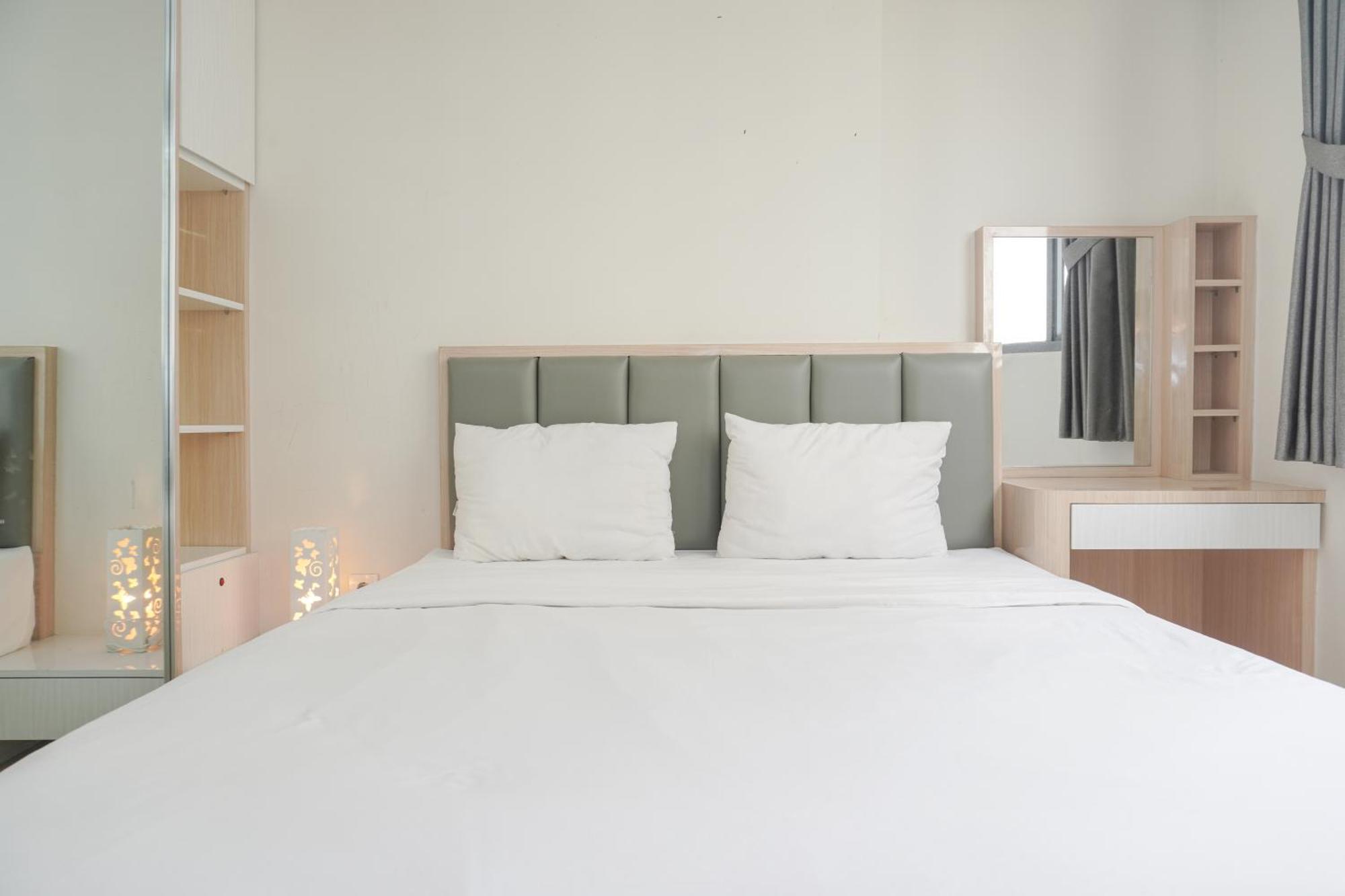 Elegant And Comfy 3br Daan Mogot By Travelio Apartment Jakarta