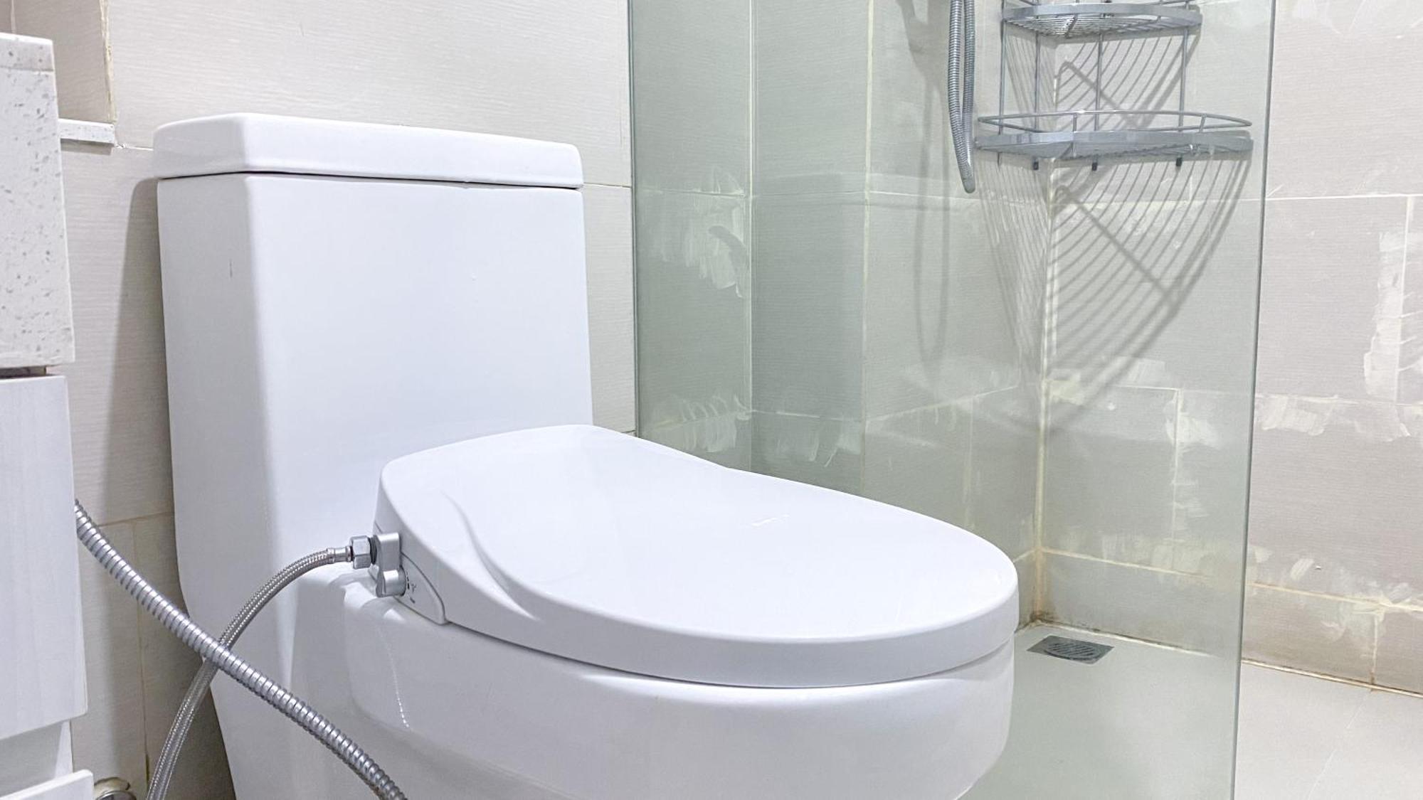 Elegant And Comfy 3br Daan Mogot By Travelio * Jakarta