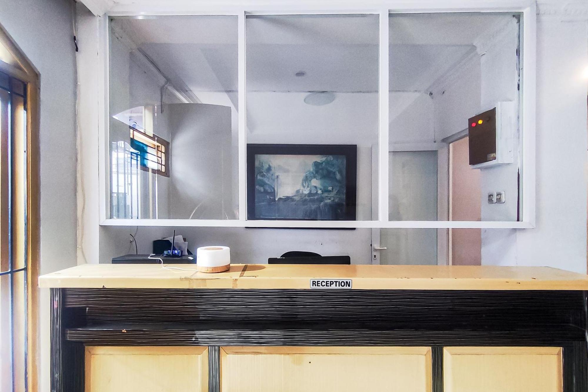 Hotel Jo Redpartner Jakarta