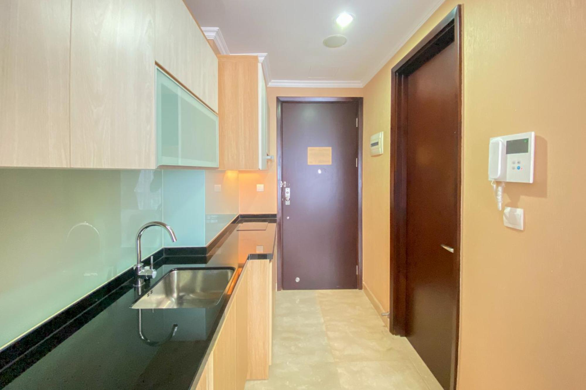 Designed And Homey At Menteng Park By Travelio *