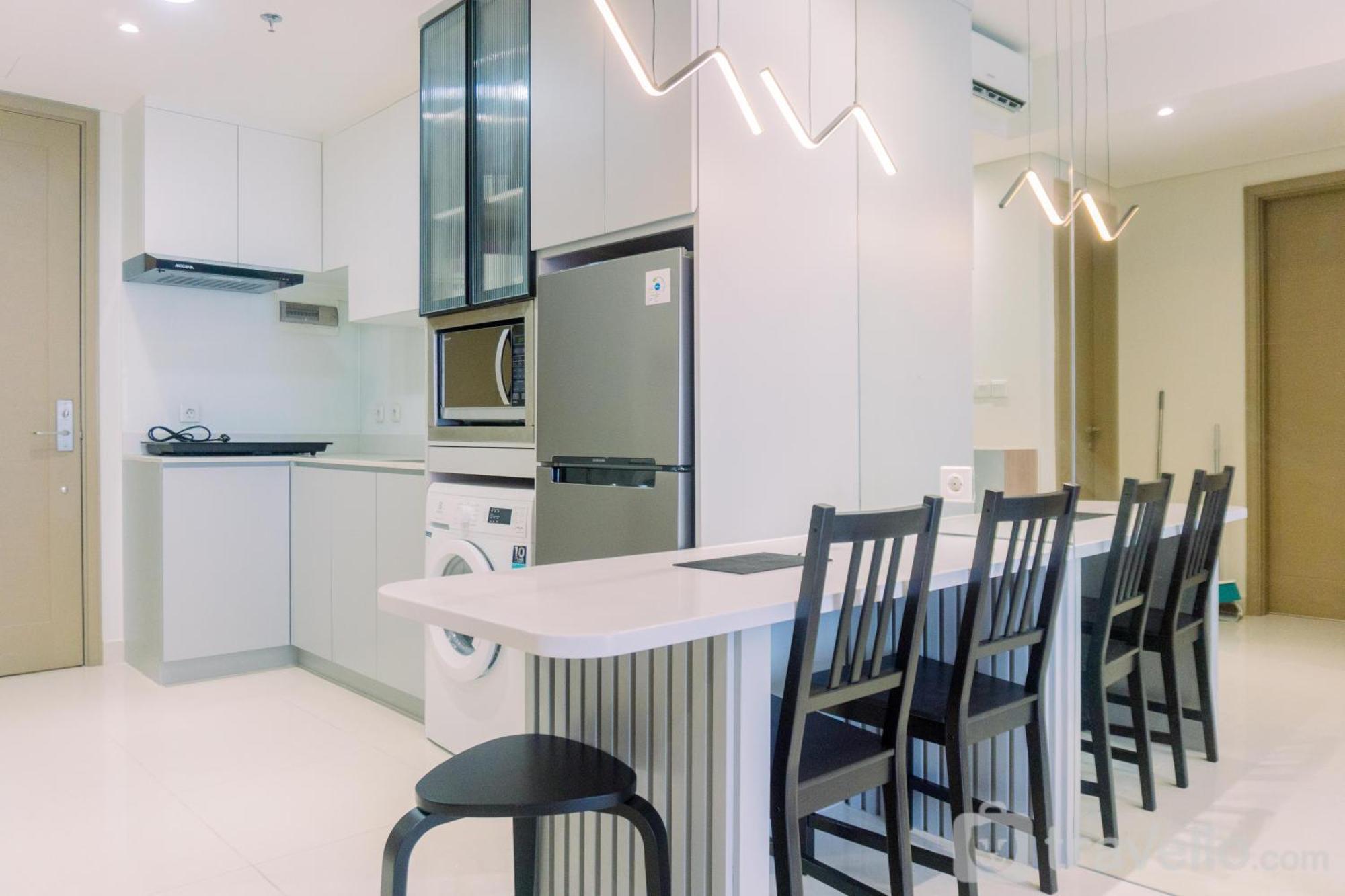 Comfort And 2br At Gold Coast By Travelio *