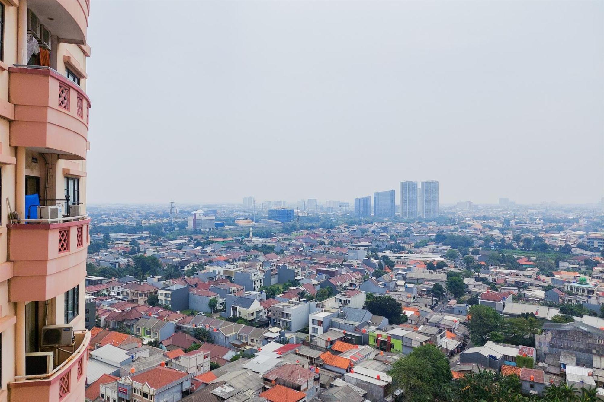 Strategic And Homey 2br At Puri Garden Near Mall By Travelio Apartment Jakarta