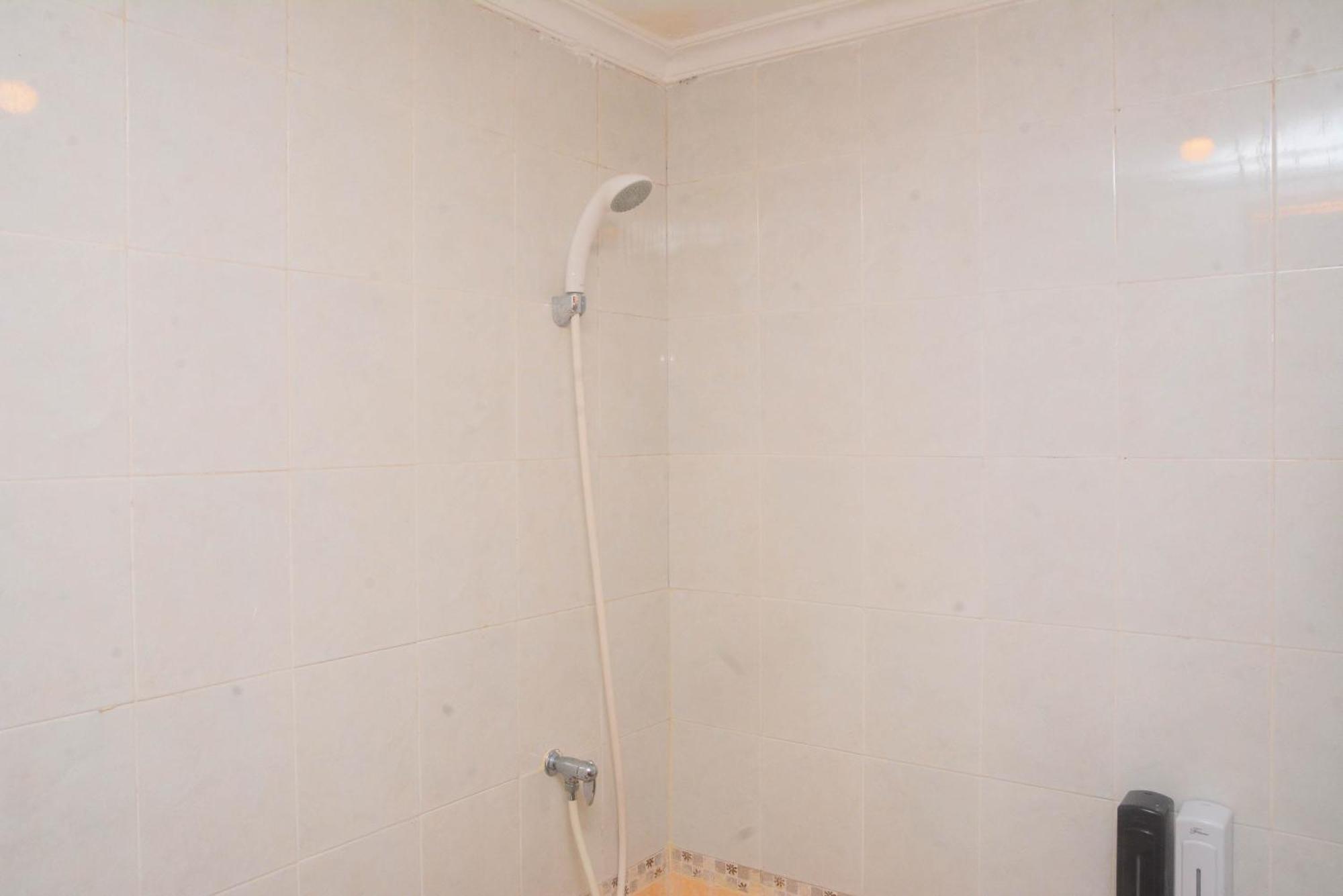 Apartment And Comfort 2br At Grand Palace Kemayoran By Travelio *