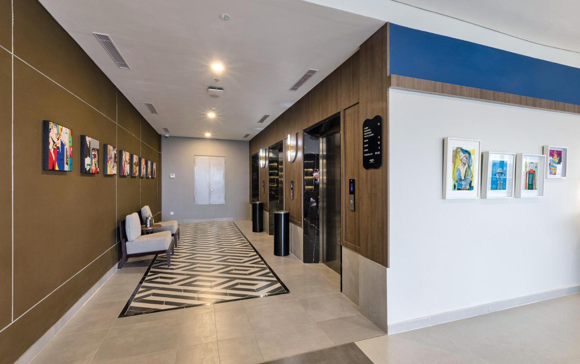 Artotel Hub Simpang Temu Jakarta