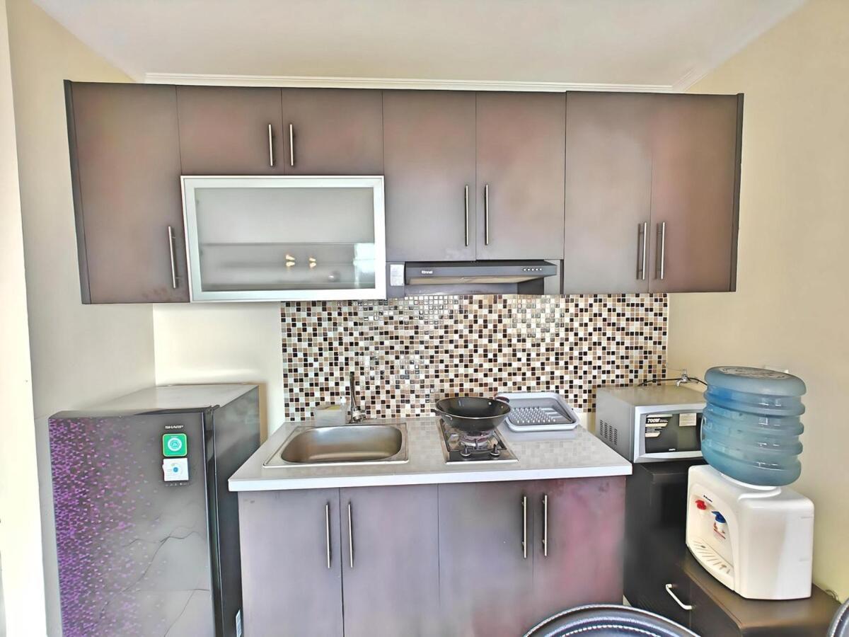 Apartment Strategic 2br Gading Moi With Wi-fi, Pool & Gym By 2ndhome