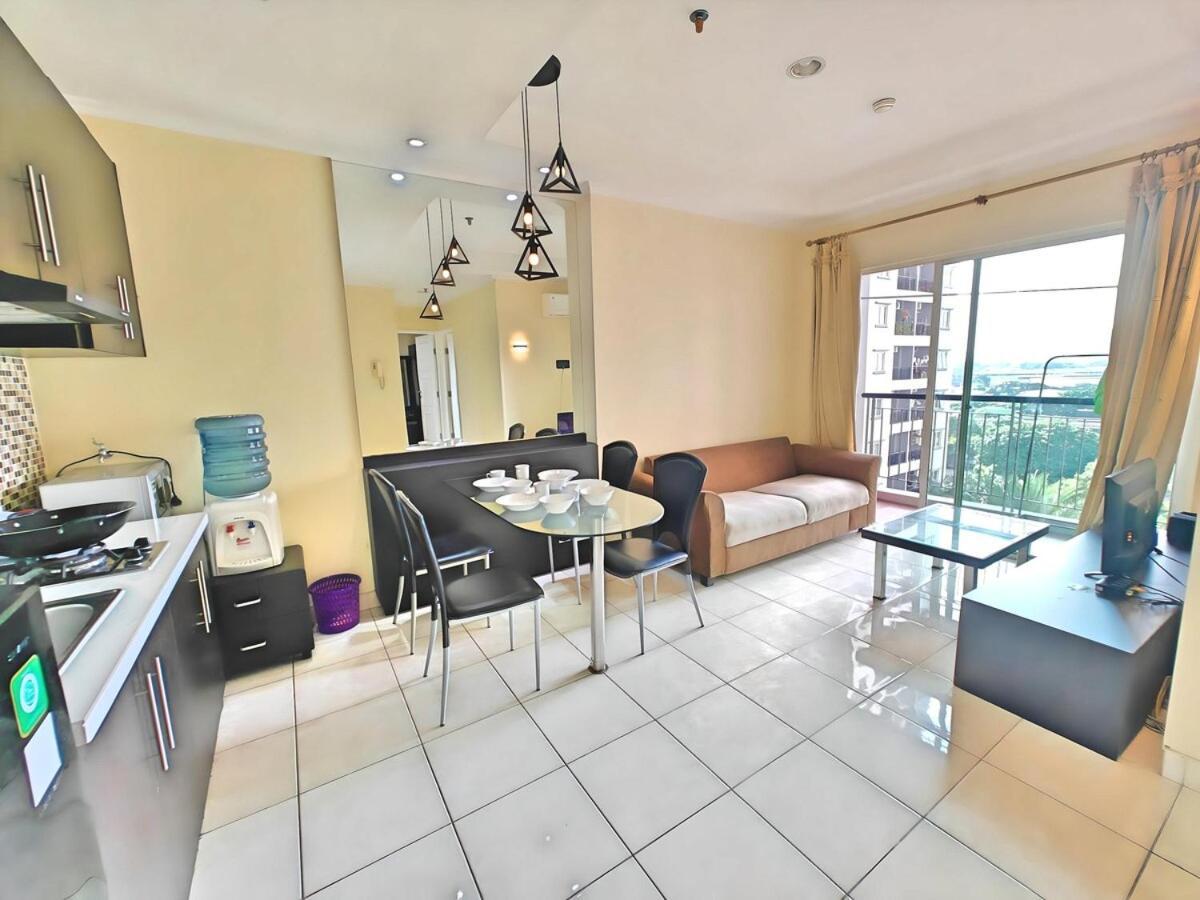 Apartment Strategic 2br Gading Moi With Wi-fi, Pool & Gym By 2ndhome