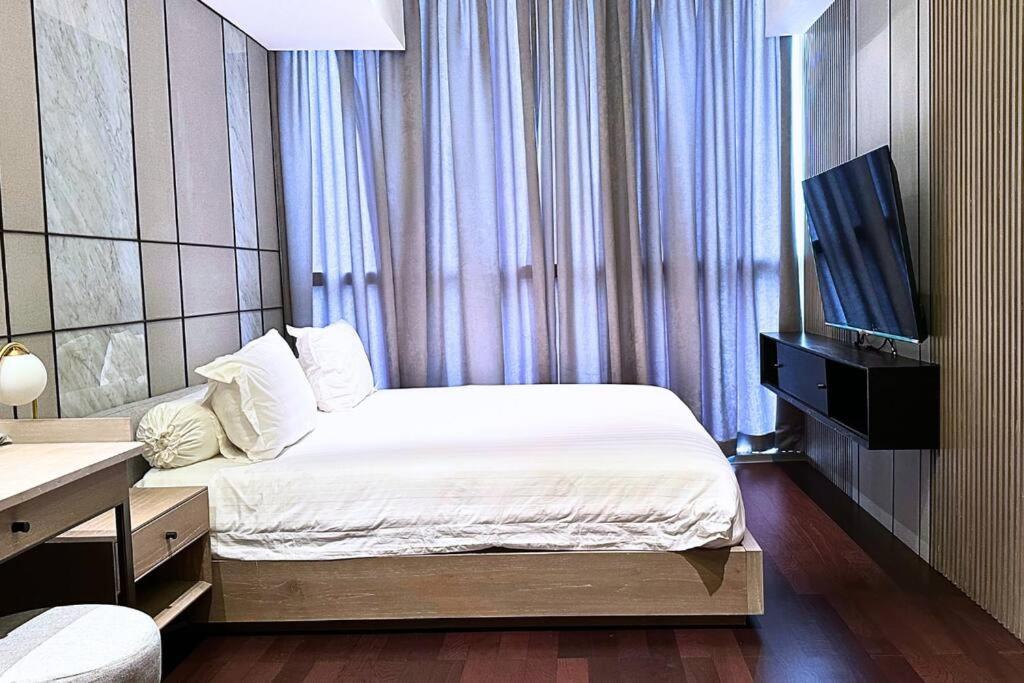 Lux & Spacious 3br In Jakarta