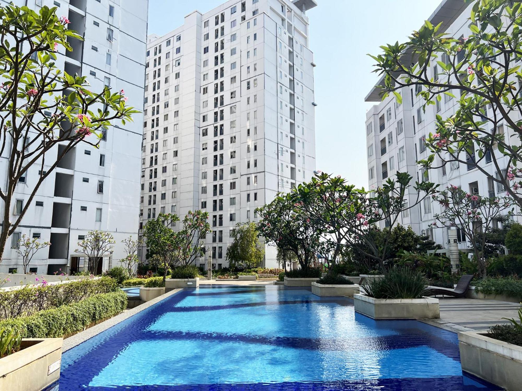 Apartment Bassura By Aok Jakarta