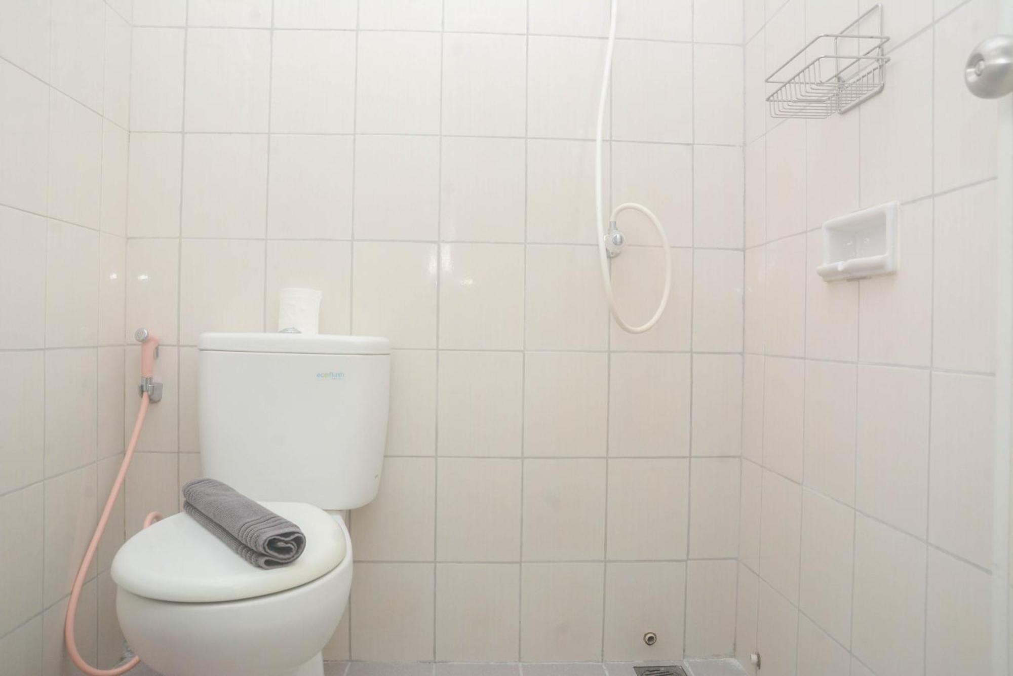 Apartment Modern And Comfort 2br At Signature Park Grande By Travelio *