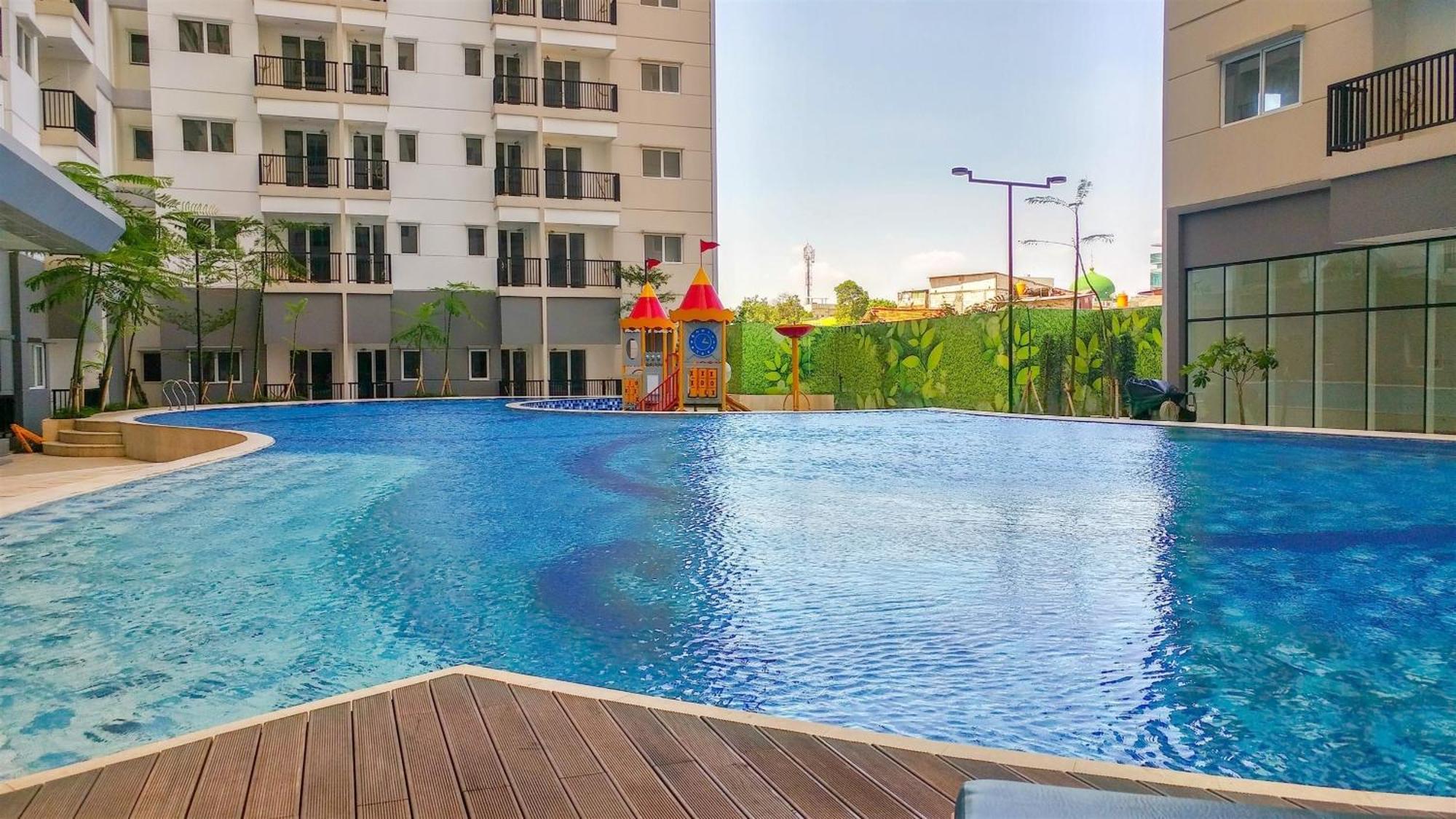 Modern And Comfort 2br At Signature Park Grande By Travelio * Jakarta