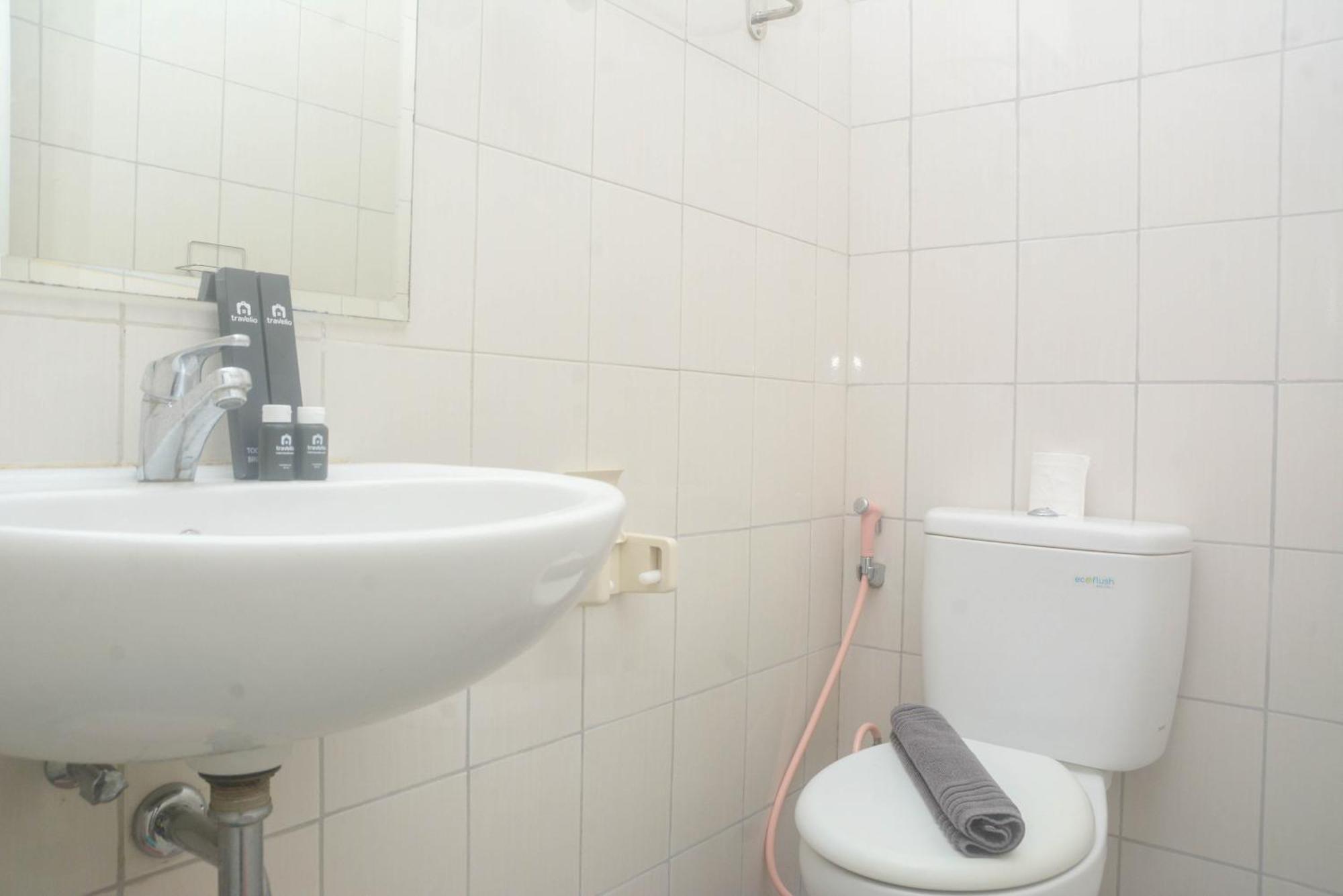 Apartment Modern And Comfort 2br At Signature Park Grande By Travelio *