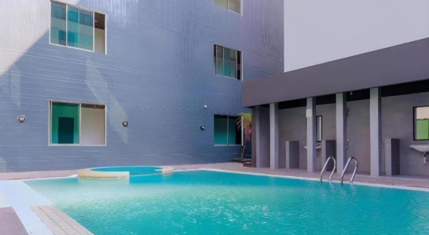 Hotel Oyo Townhouse 2 Gunung Sahari