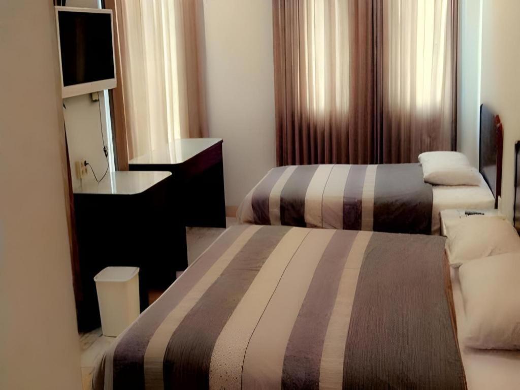 Hotel Oyo Townhouse 2 Gunung Sahari 3*