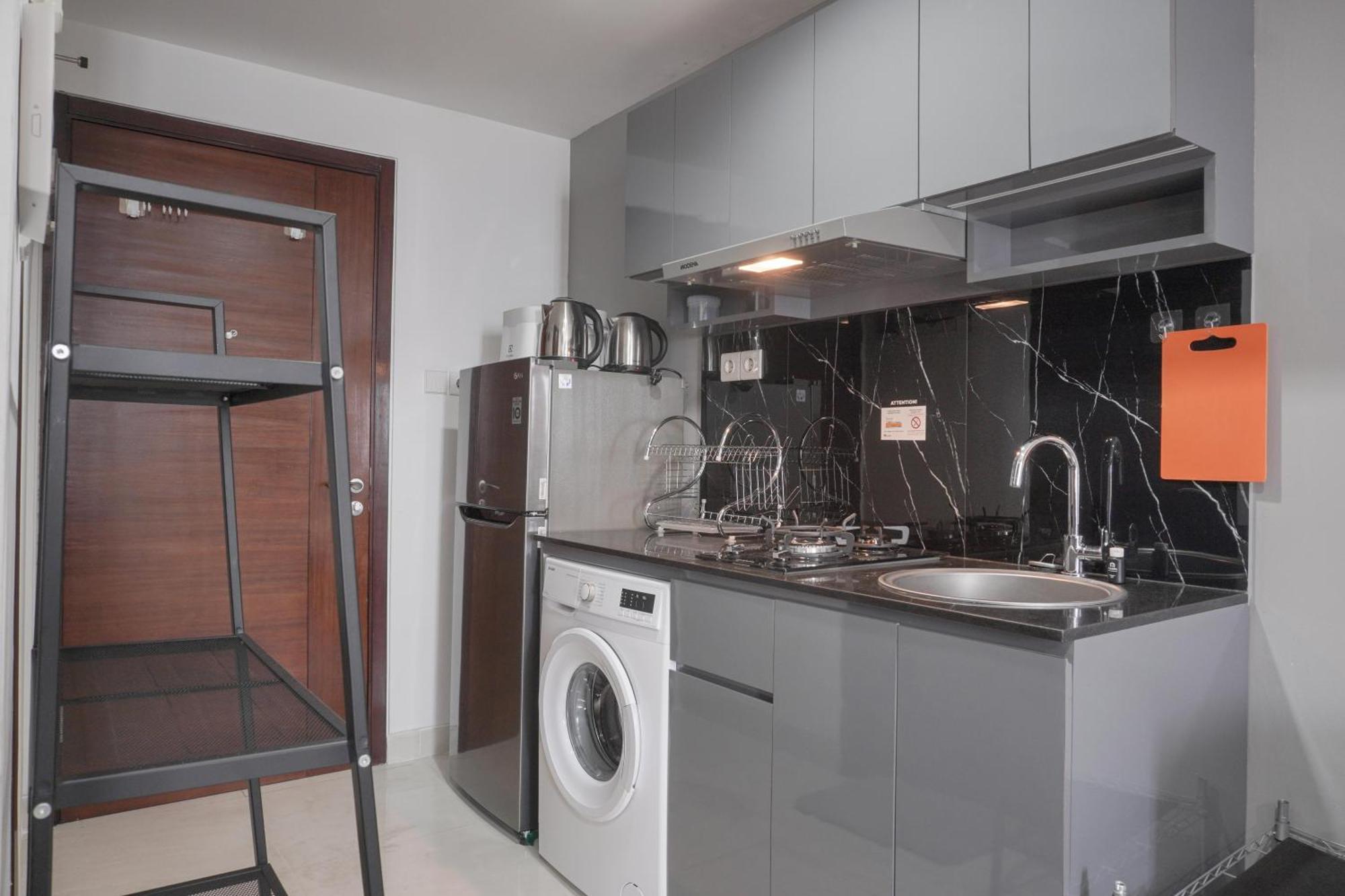 Comfort And Warm At West Vista By Travelio *