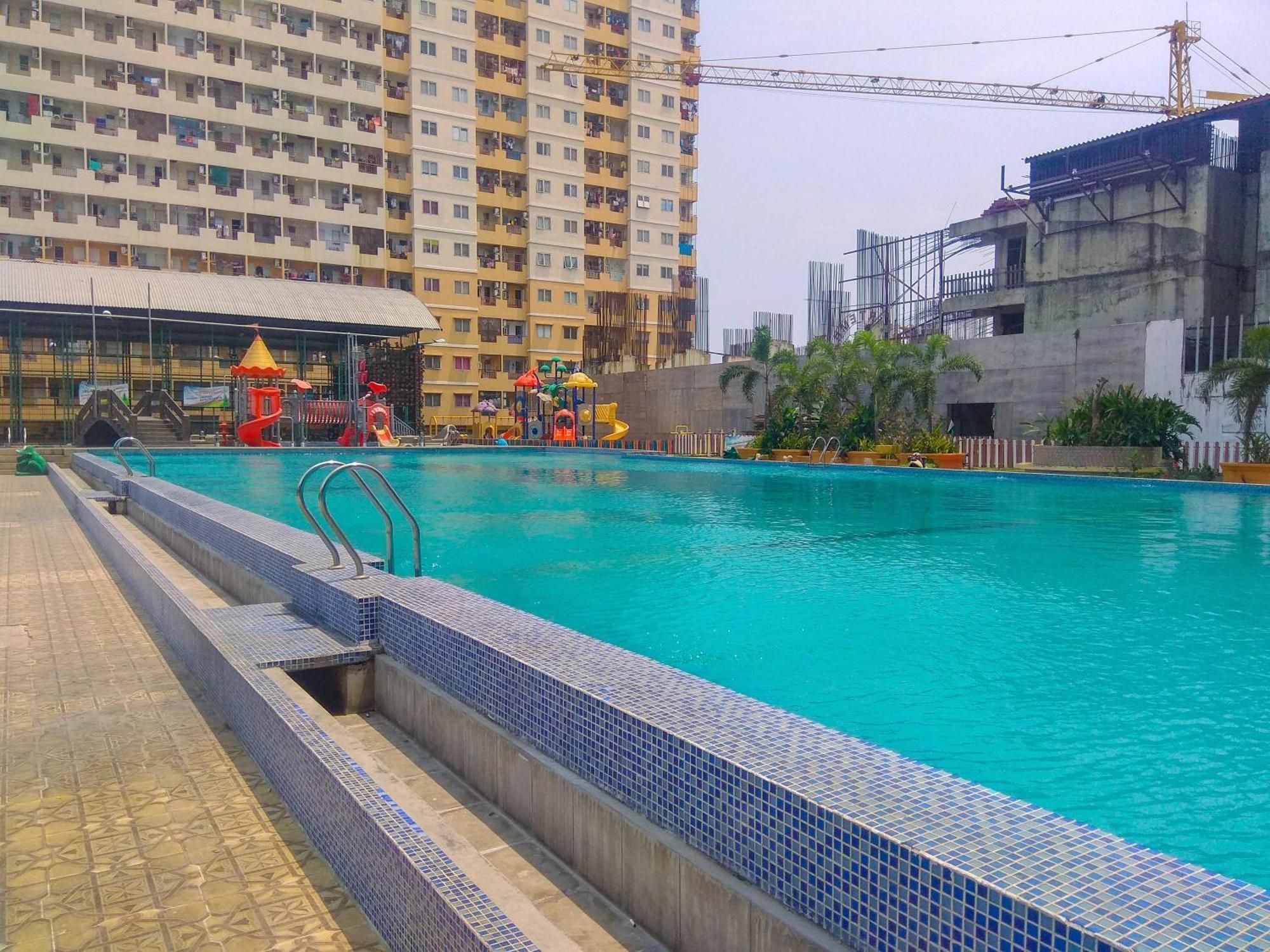 Comfort And Cozy 1br At Teluk Intan By Travelio