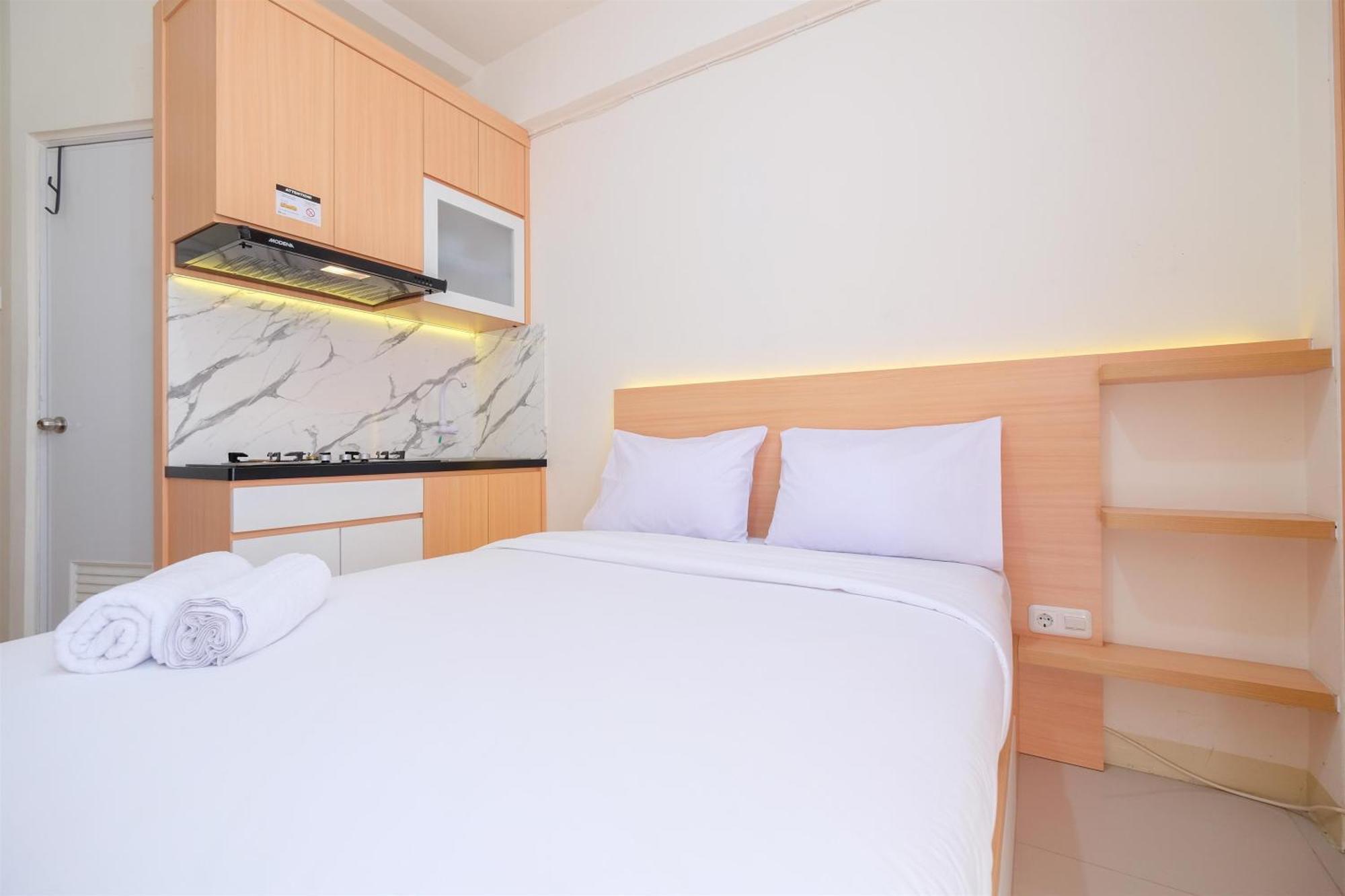 And Comfy At Pramuka By Travelio * Jakarta
