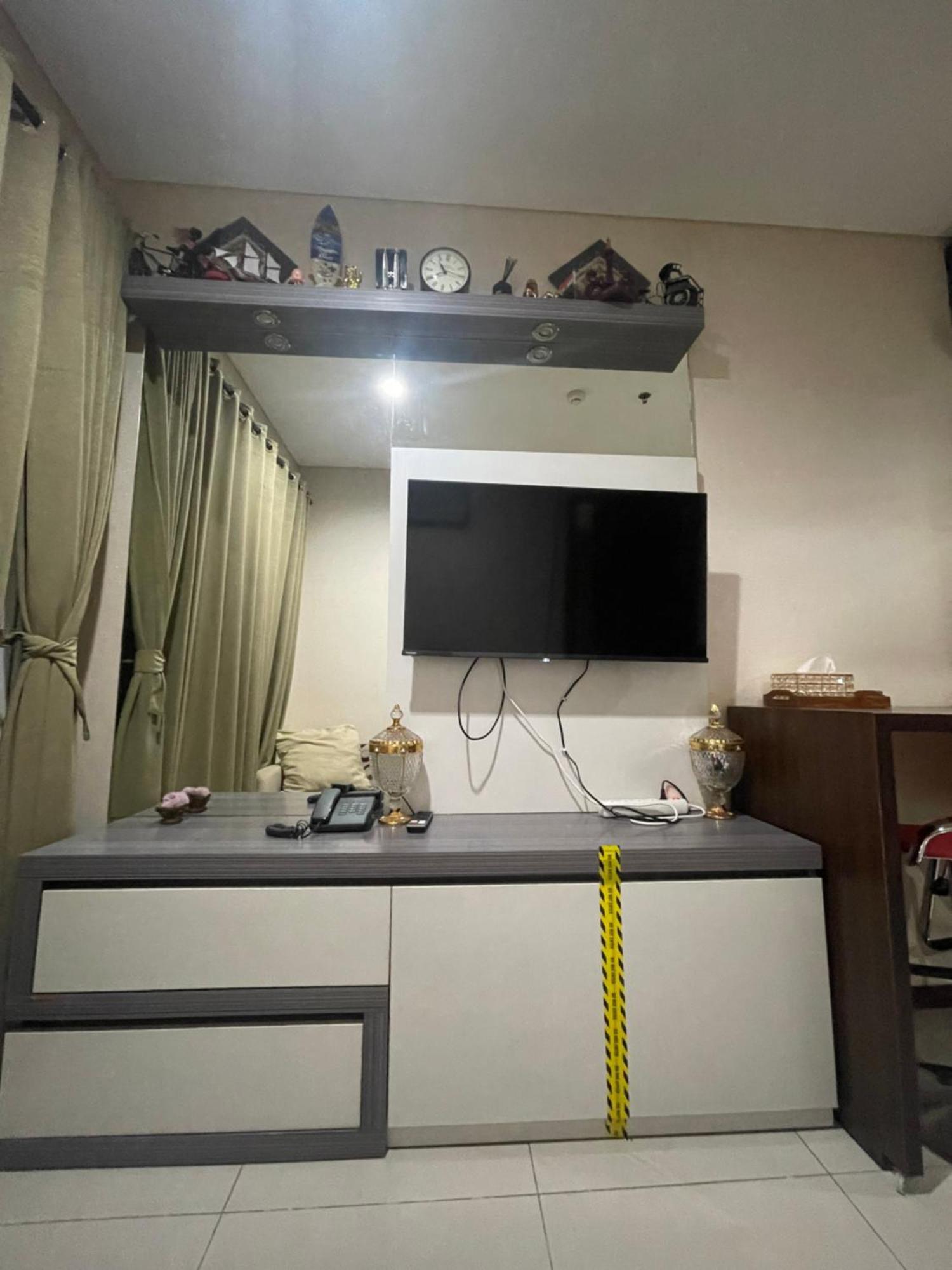 Apartment 1br Thamrin Executive With Netflix, Rooftop Pool, Jacuzzi, Sauna, Gym, 5mins Walk To Grand Indonesia *