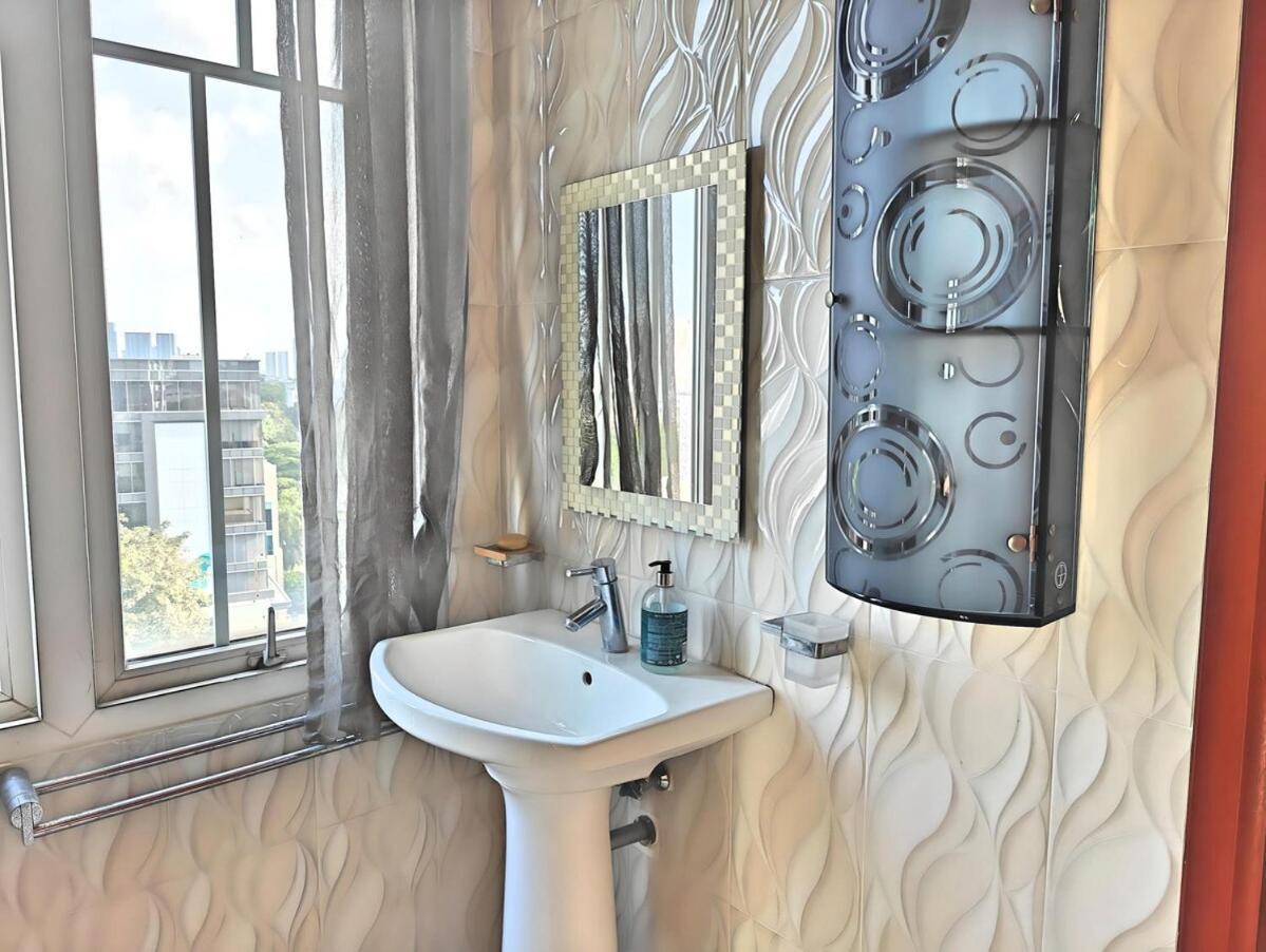 Cozy 2br 1 Et Cikditiro Menteng With Pool And Gym By 2ndhome Apartment