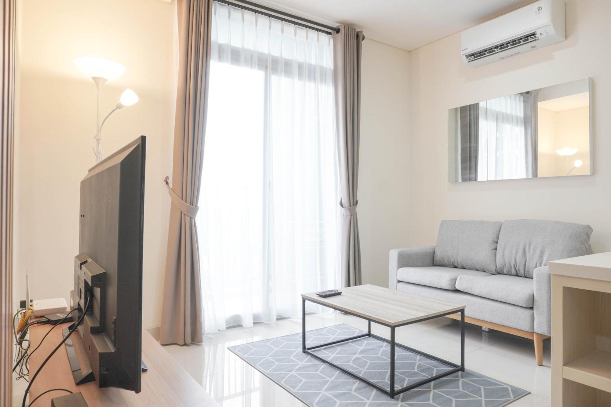 And Comfort 2br At Pejaten Park By Travelio