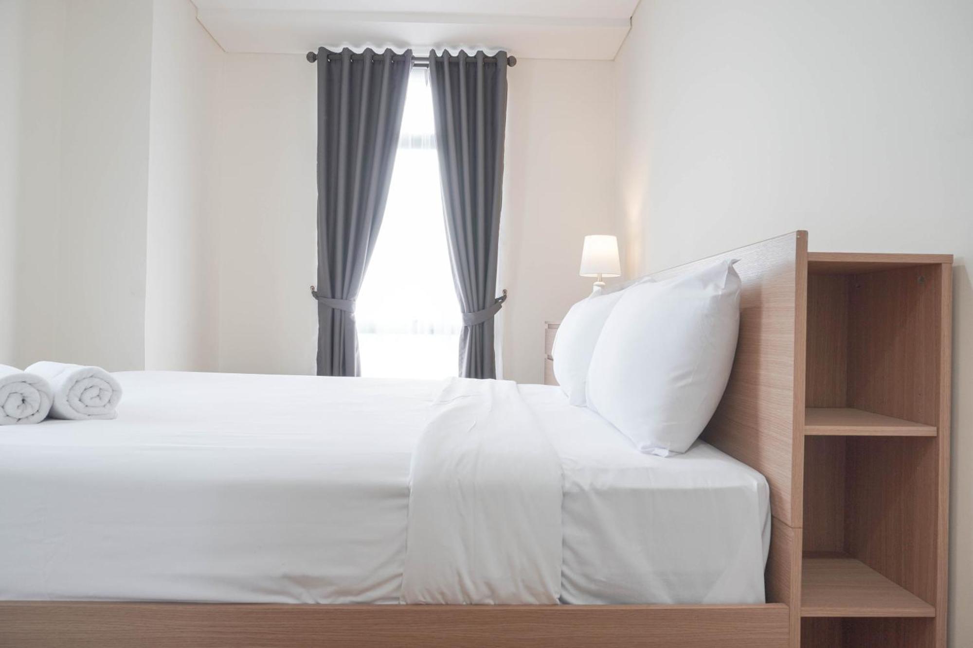 And Comfort 2br At Pejaten Park By Travelio