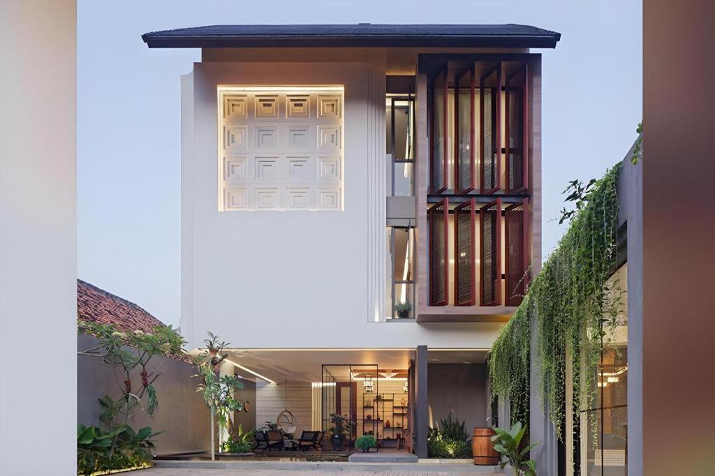 Daun Menteng Hotel 3*