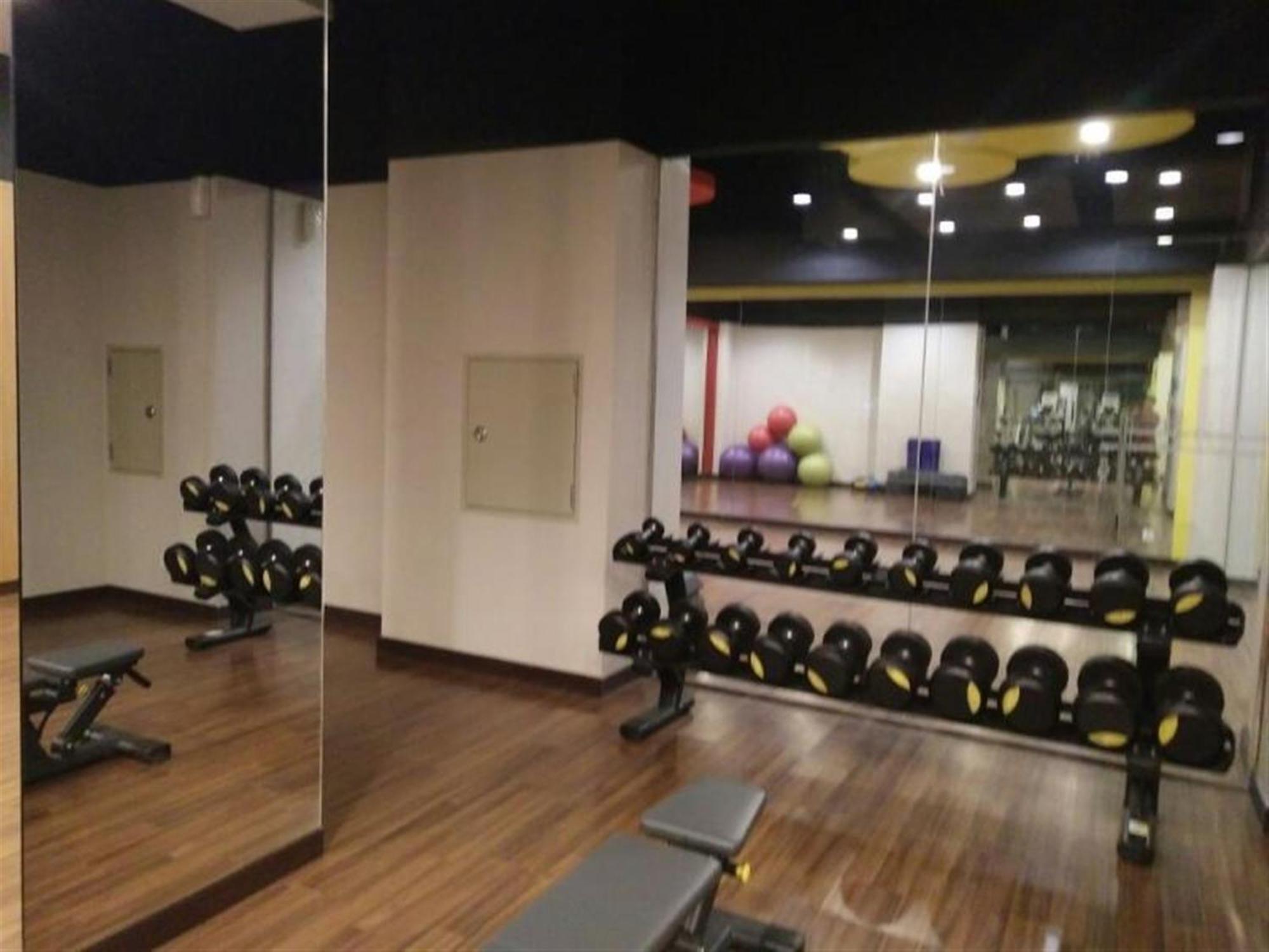 Strategic And Comfort 2br At Signature Park Grande By Travelio Apartment