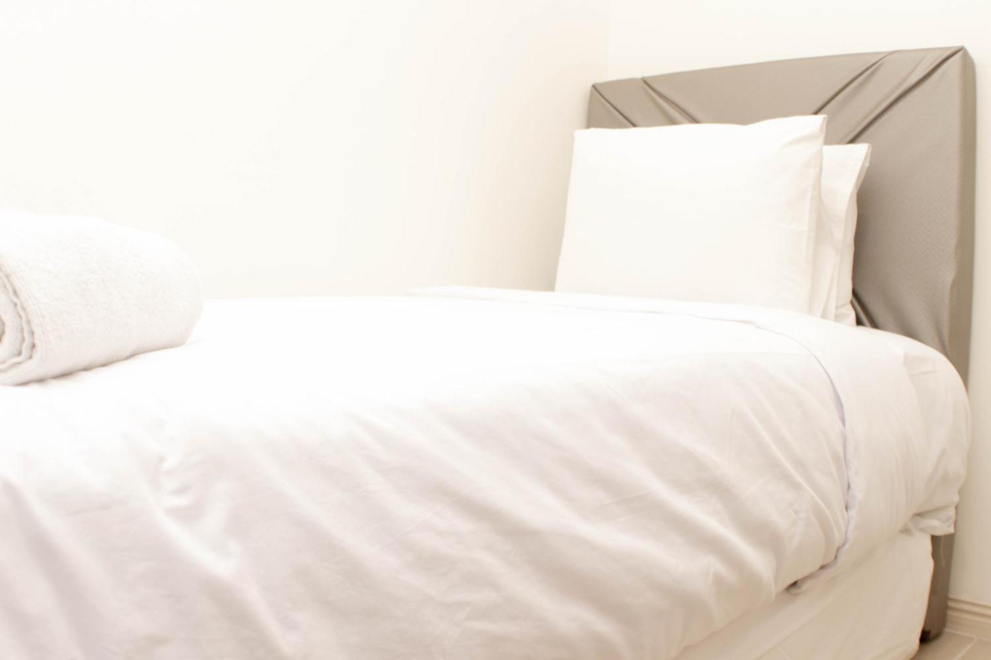 Apartment Minimalist And Cozy 3br At Meikarta By Travelio *